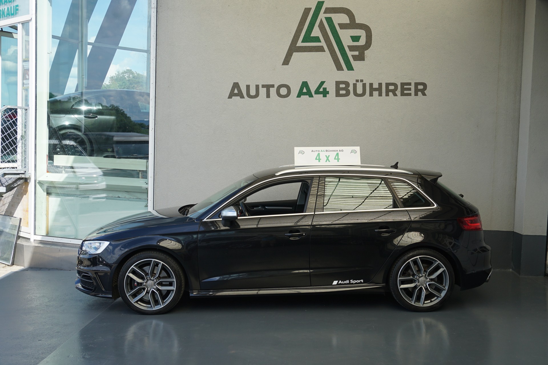 AUDI S3 2.0 TFSI quattro-image-0