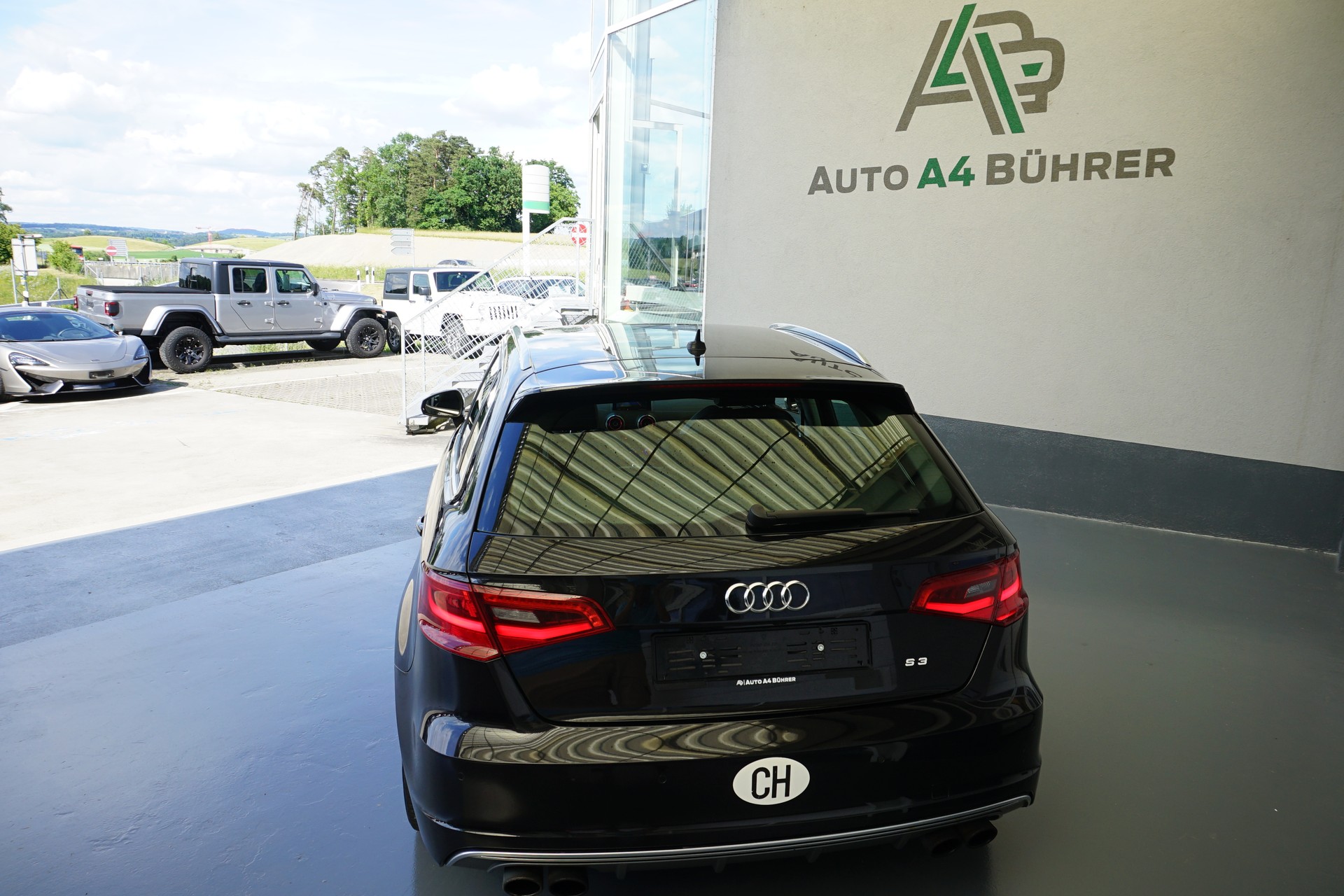 AUDI S3 2.0 TFSI quattro-image-6