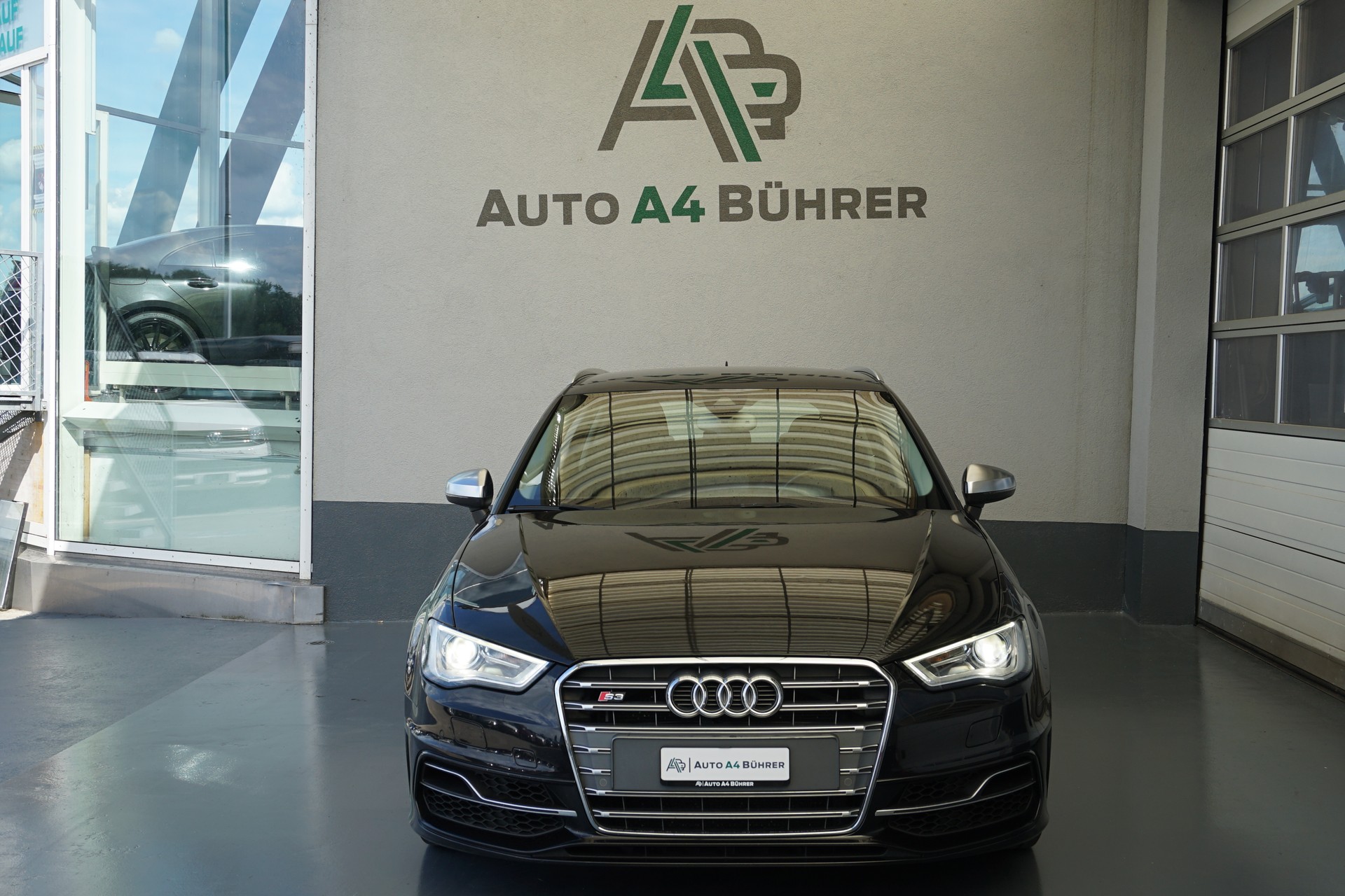 AUDI S3 2.0 TFSI quattro-image-8