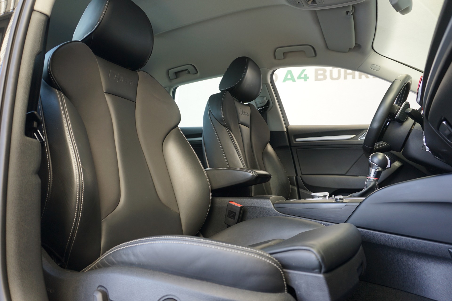 AUDI S3 2.0 TFSI quattro-image-18