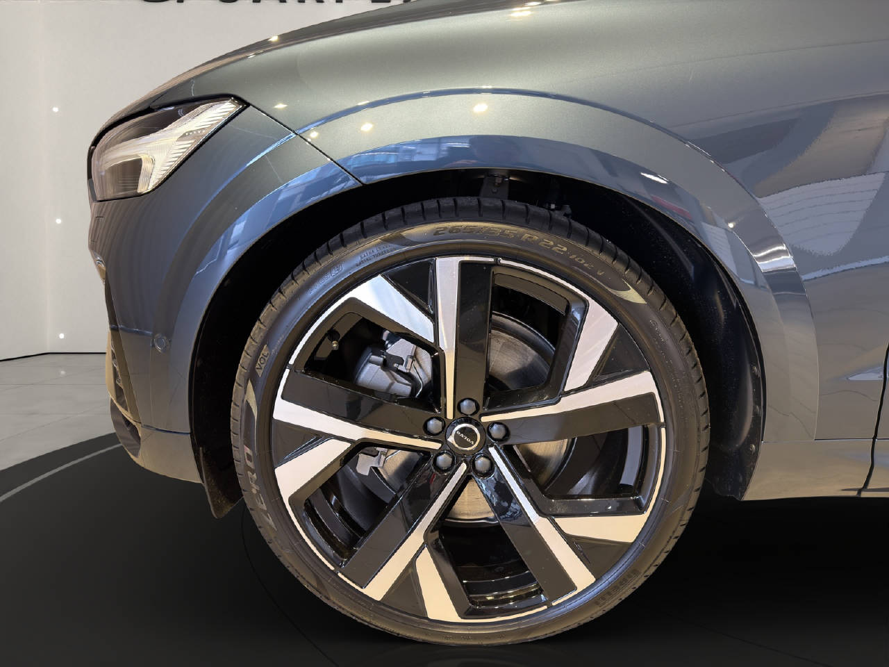 VOLVO XC60 2.0 B5 MH Ultra Dark AWD-image-13