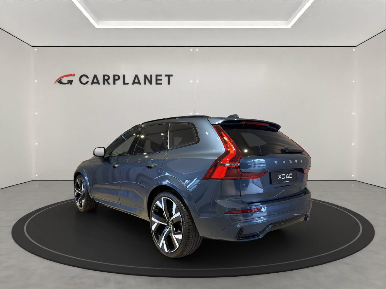 VOLVO XC60 2.0 B5 MH Ultra Dark AWD-image-2