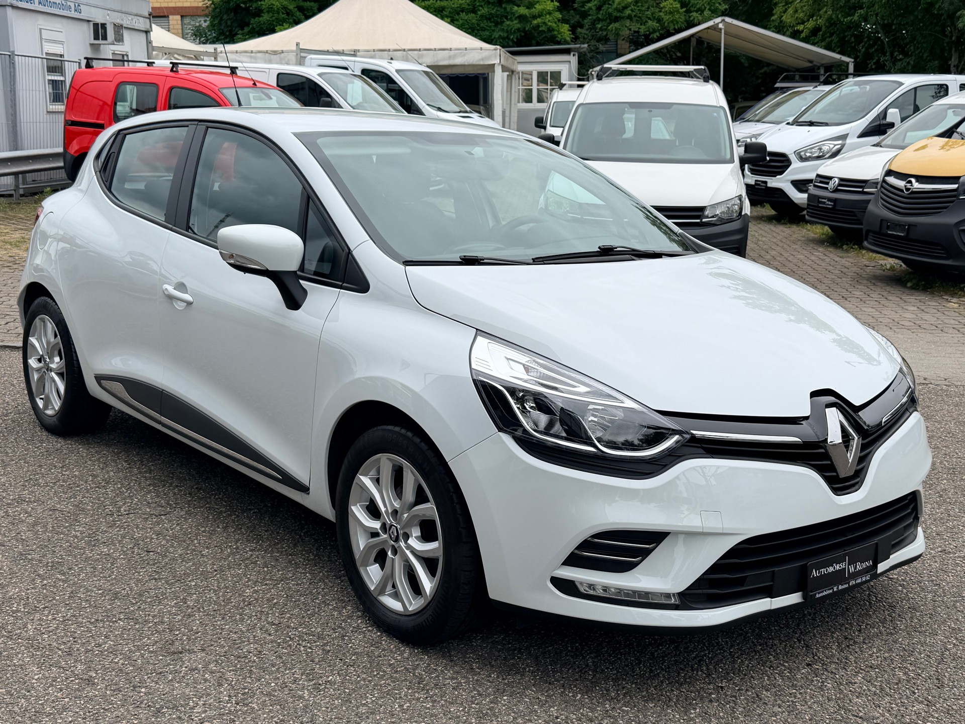 RENAULT Clio 1.2 16V T Zen-image-0