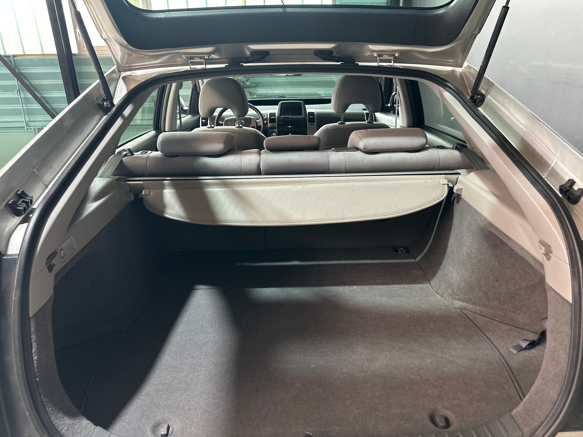 TOYOTA Prius 1.5 16V Hybrid-image-19