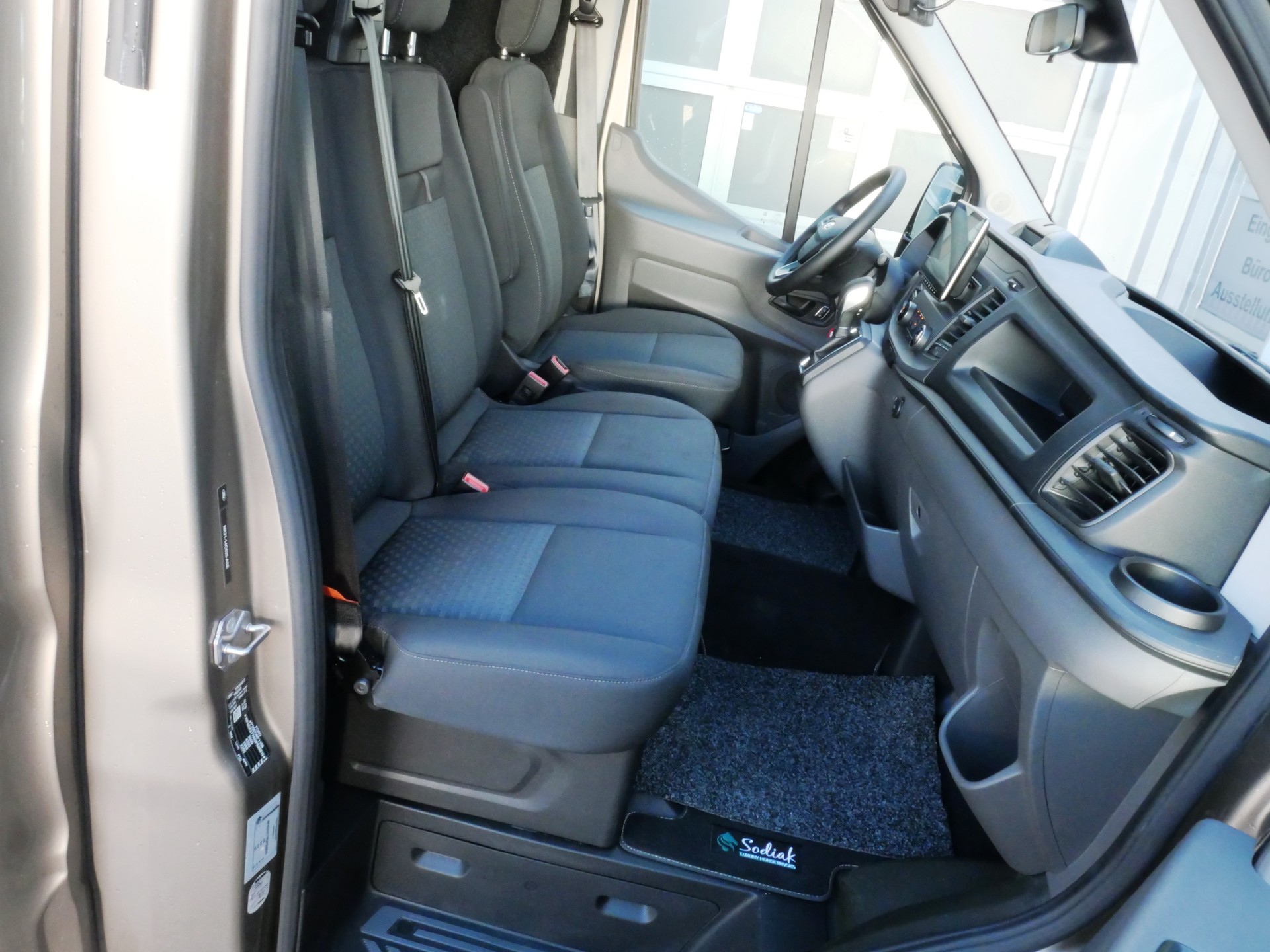 FORD Pferdetransporter Sodiak-image-20