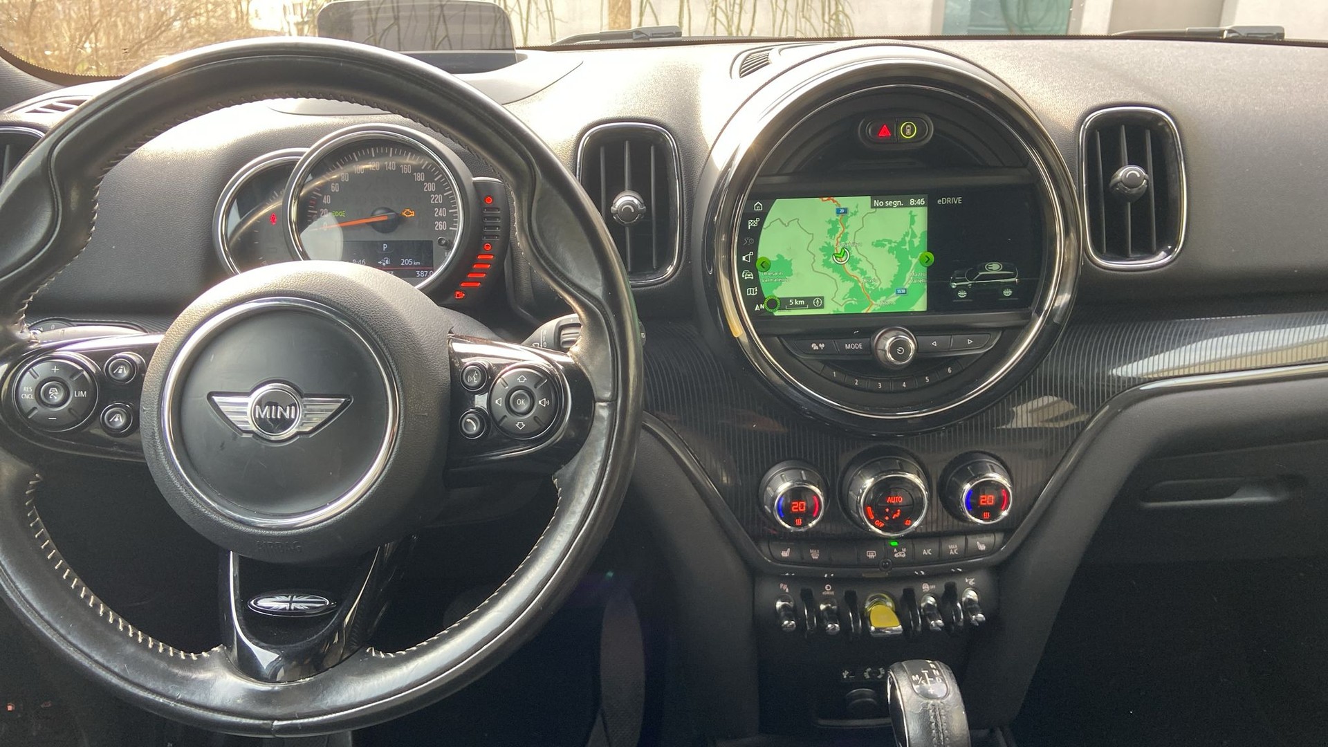 MINI Countryman Cooper S E ALL4 Steptronic-image-12