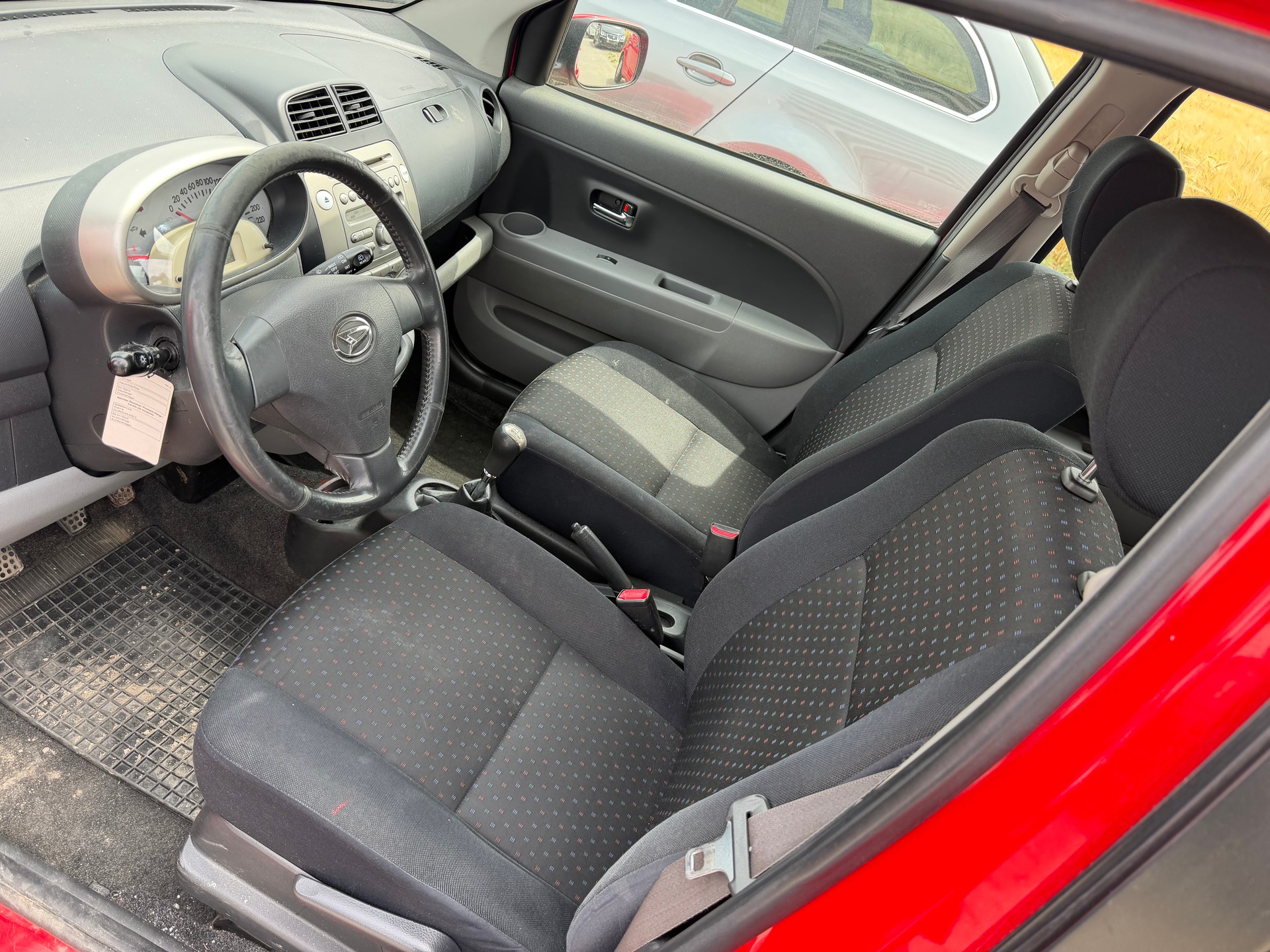 DAIHATSU Sirion 1.3 eco-4WD-image-5