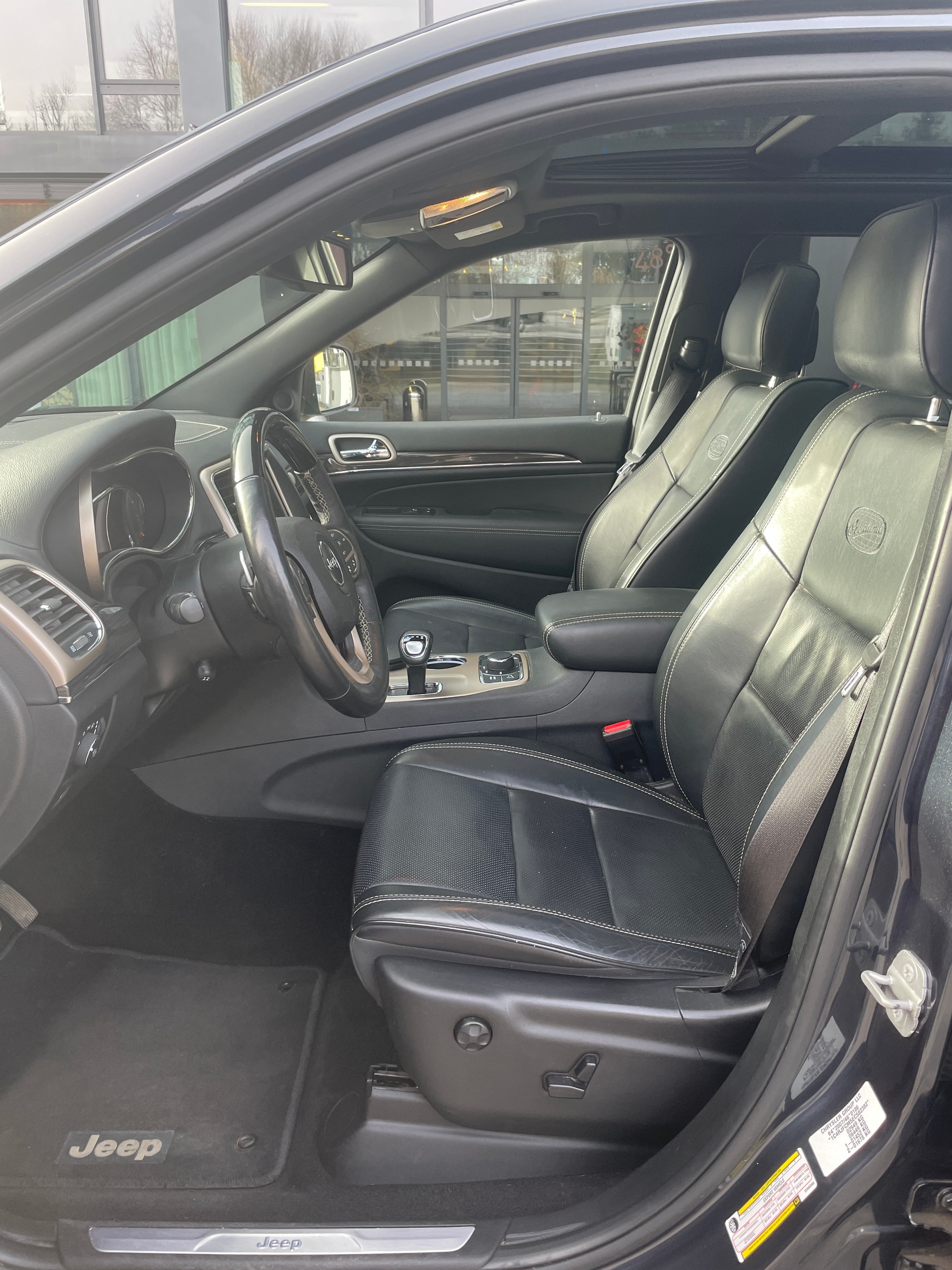 JEEP Grand Cherokee 3.0 CRD Overland Automatic-image-11