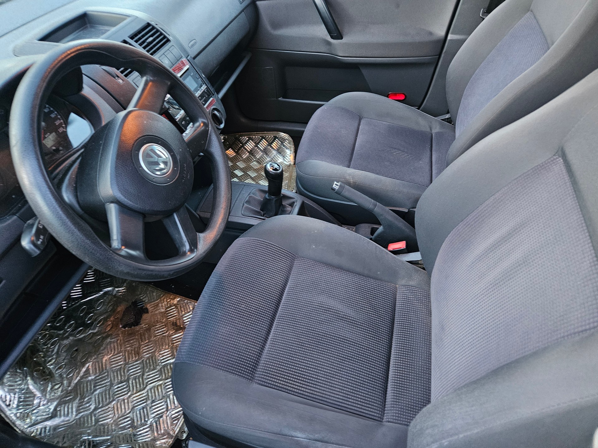 VW Polo 1.4 16V Comfortline-image-8