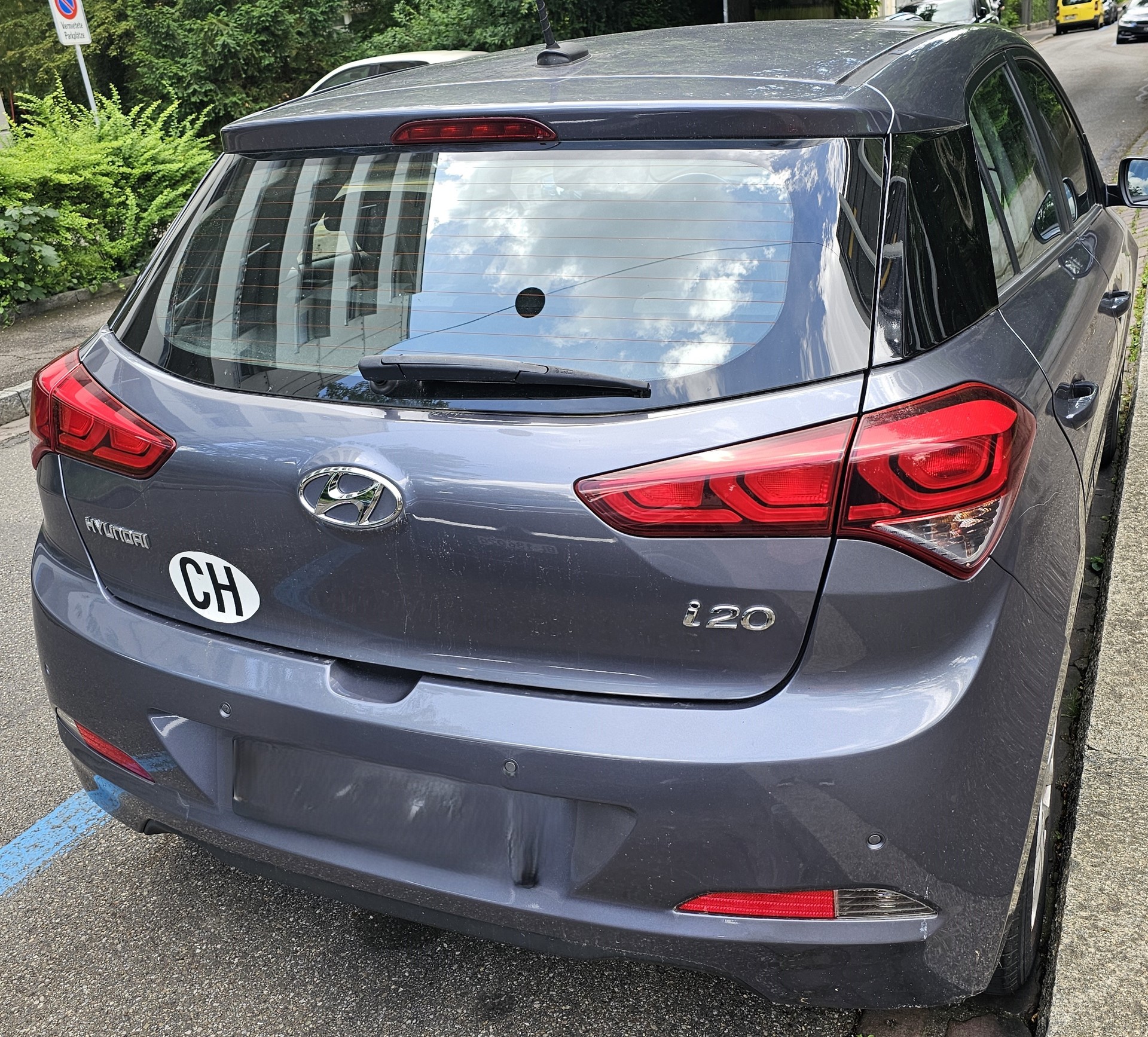 HYUNDAI 1.0 T-GDi Amplia-image-1