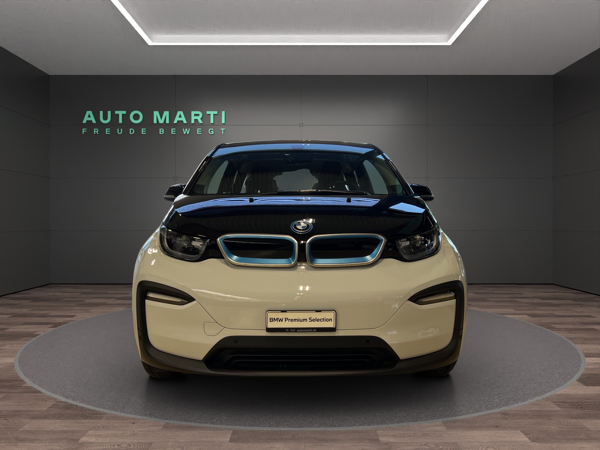 BMW i3 120 Ah-image-4