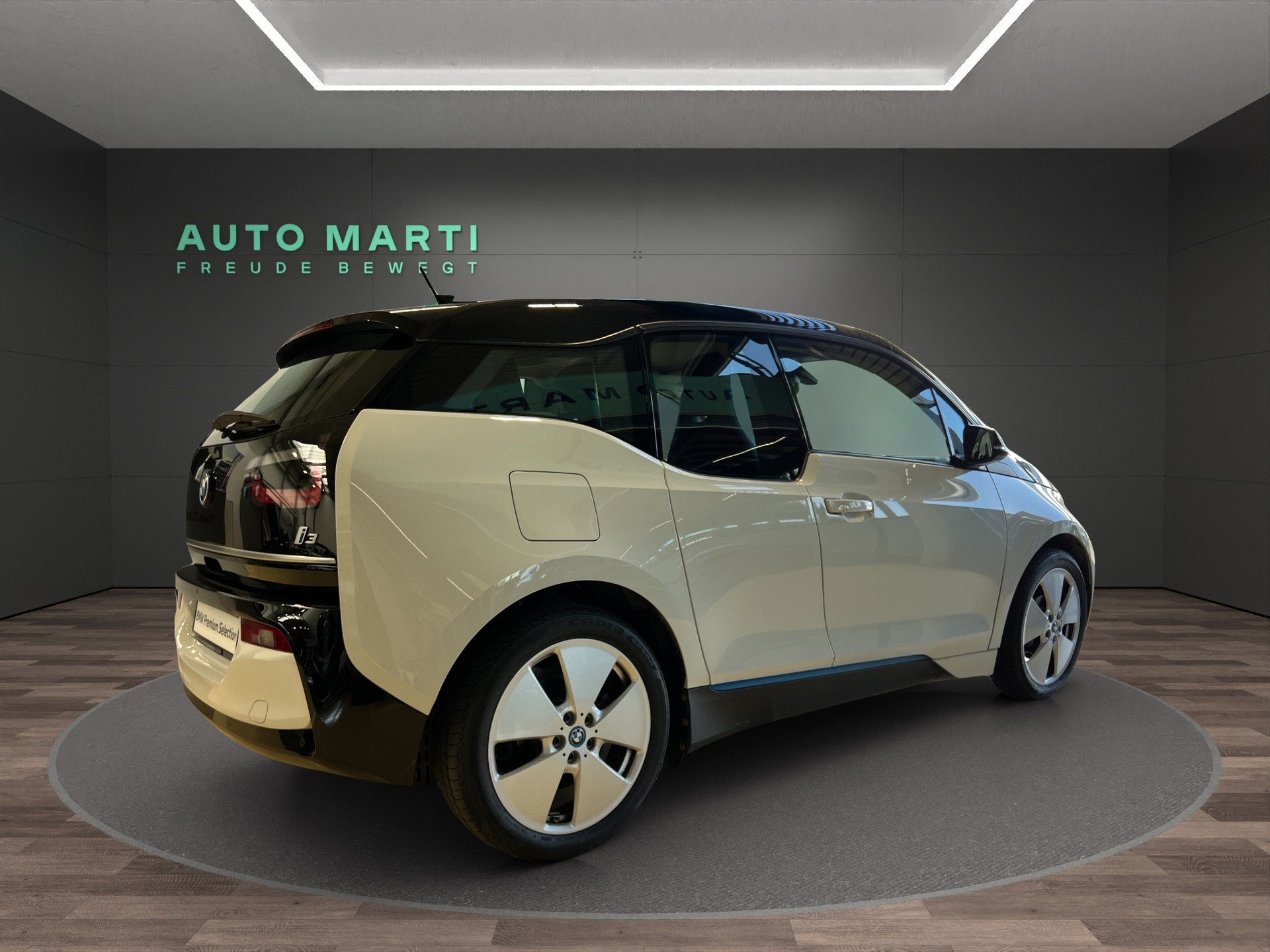 BMW i3 120 Ah-image-3