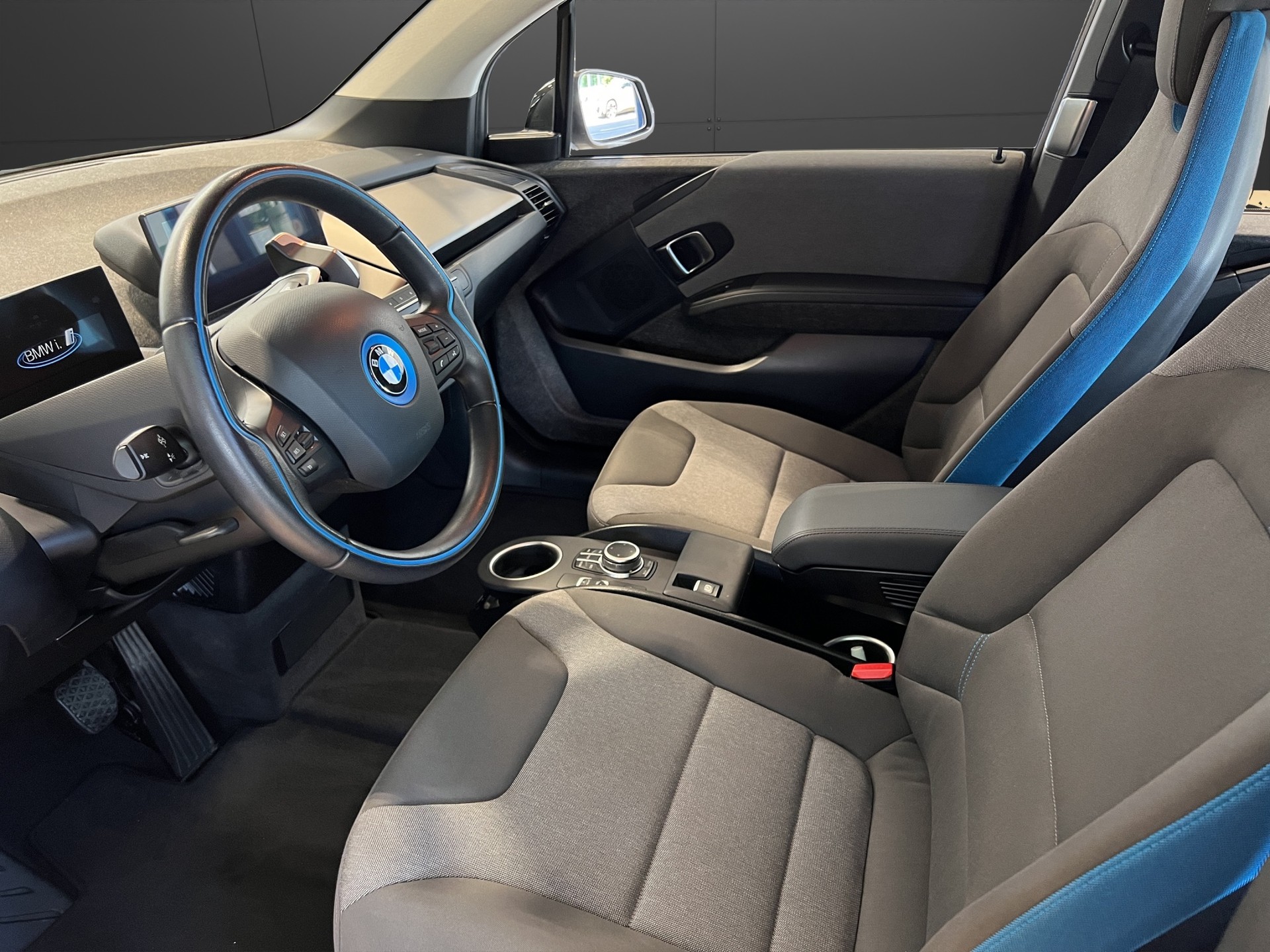 BMW i3 120 Ah-image-7