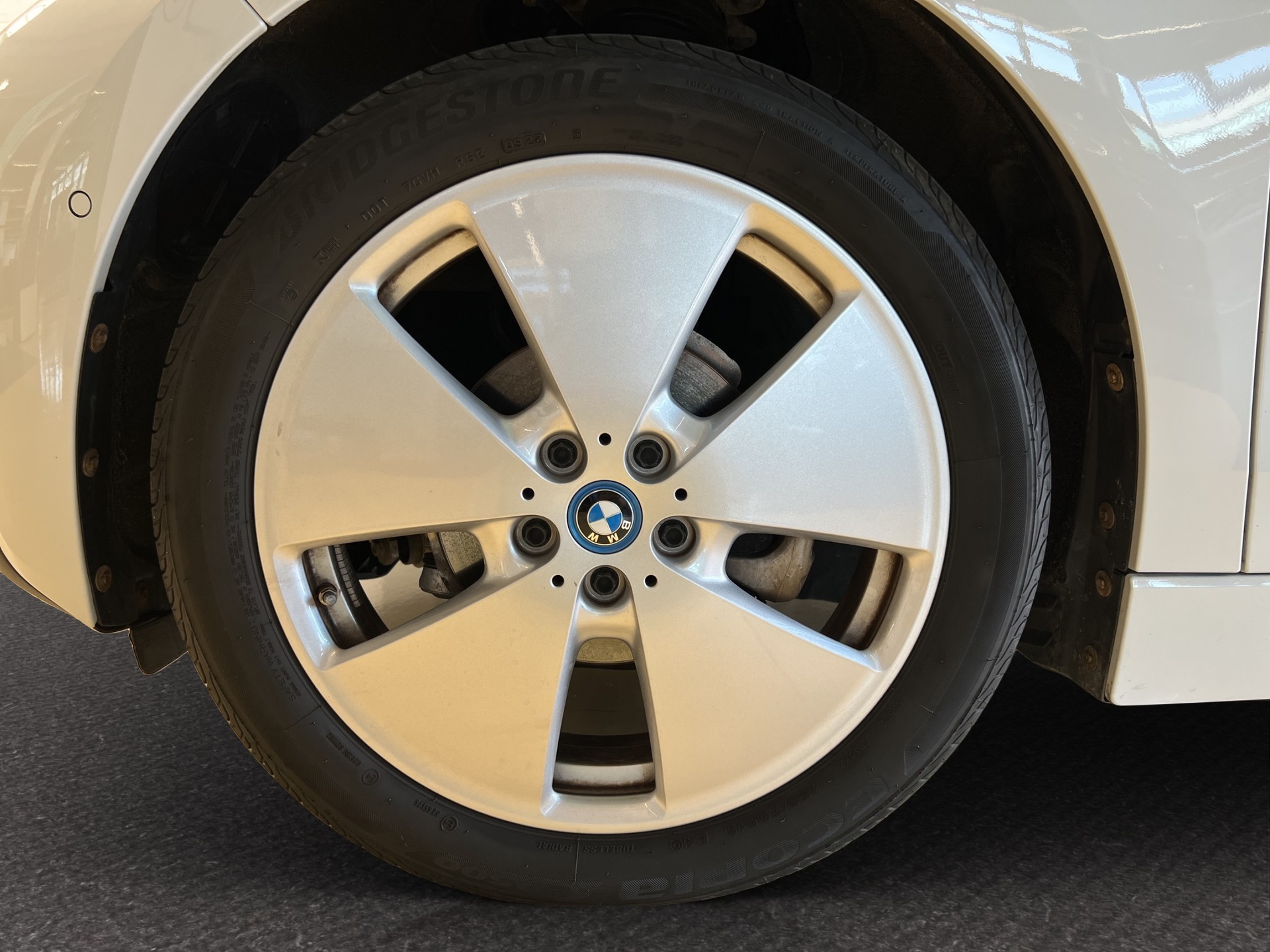 BMW i3 120 Ah-image-15