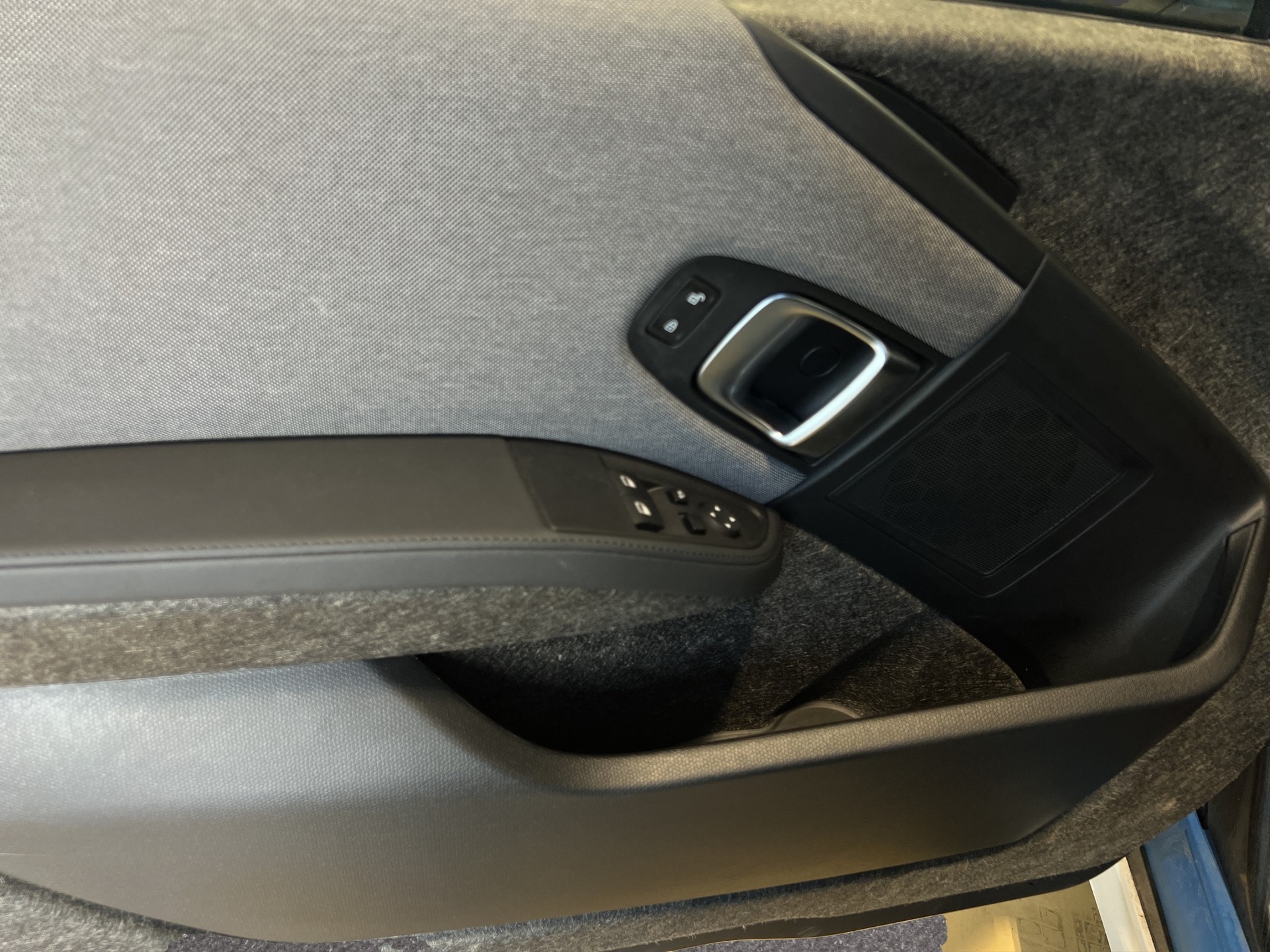 BMW i3 120 Ah-image-11