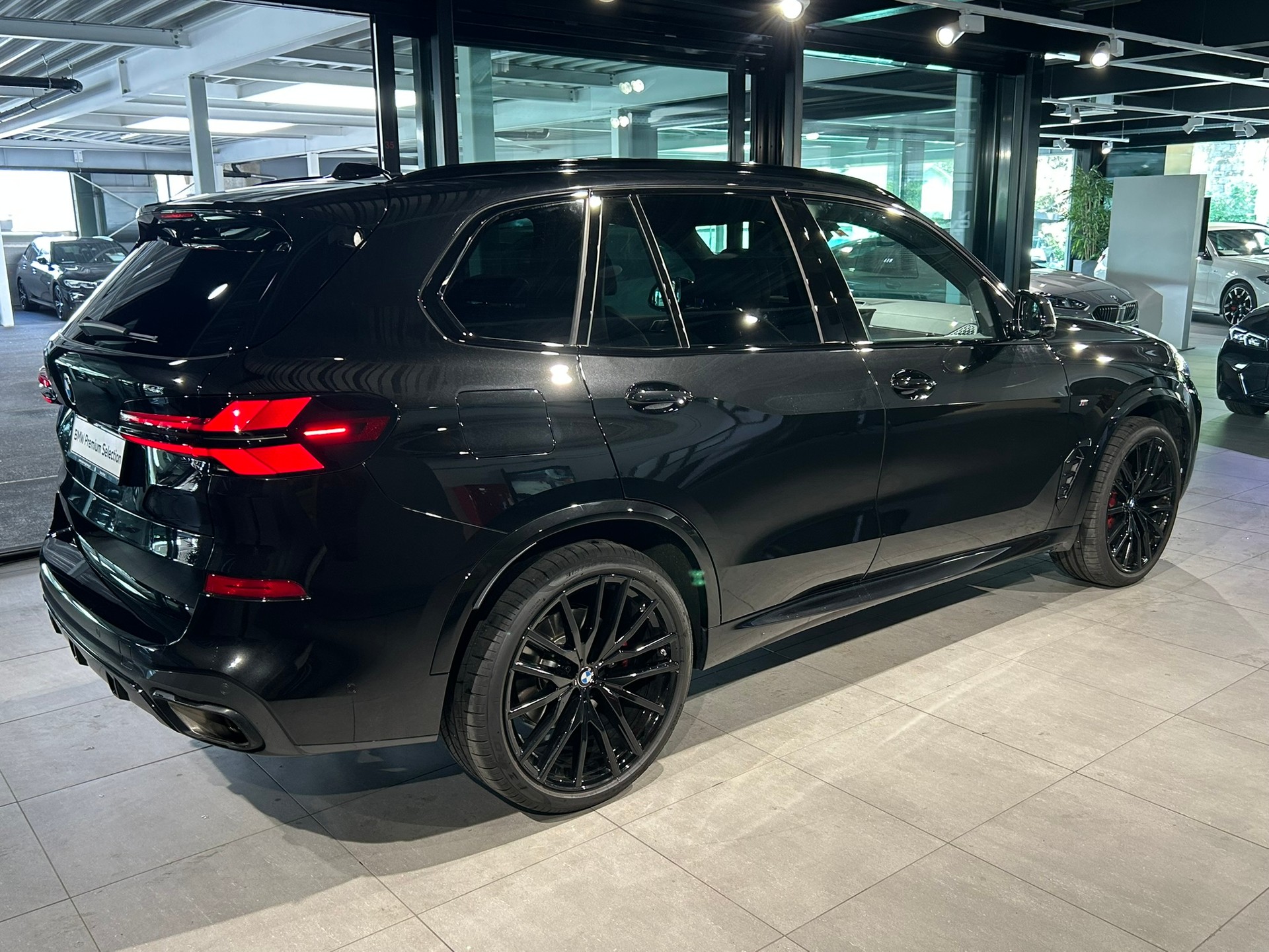 BMW X5 xDrive 48V 30d M Sport Pro Steptronic-image-9