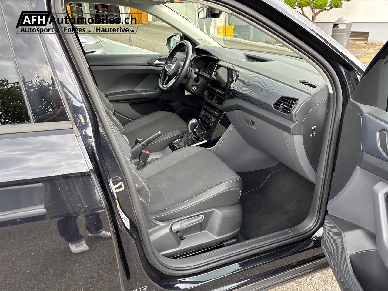 VW T-Cross 1.0 TSI 115 Life DSG-image-16
