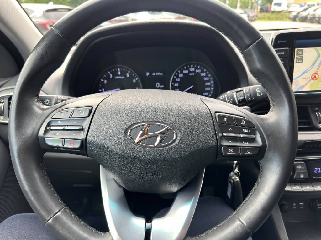 HYUNDAI i30 1.4 T-GDi Amplia-image-16