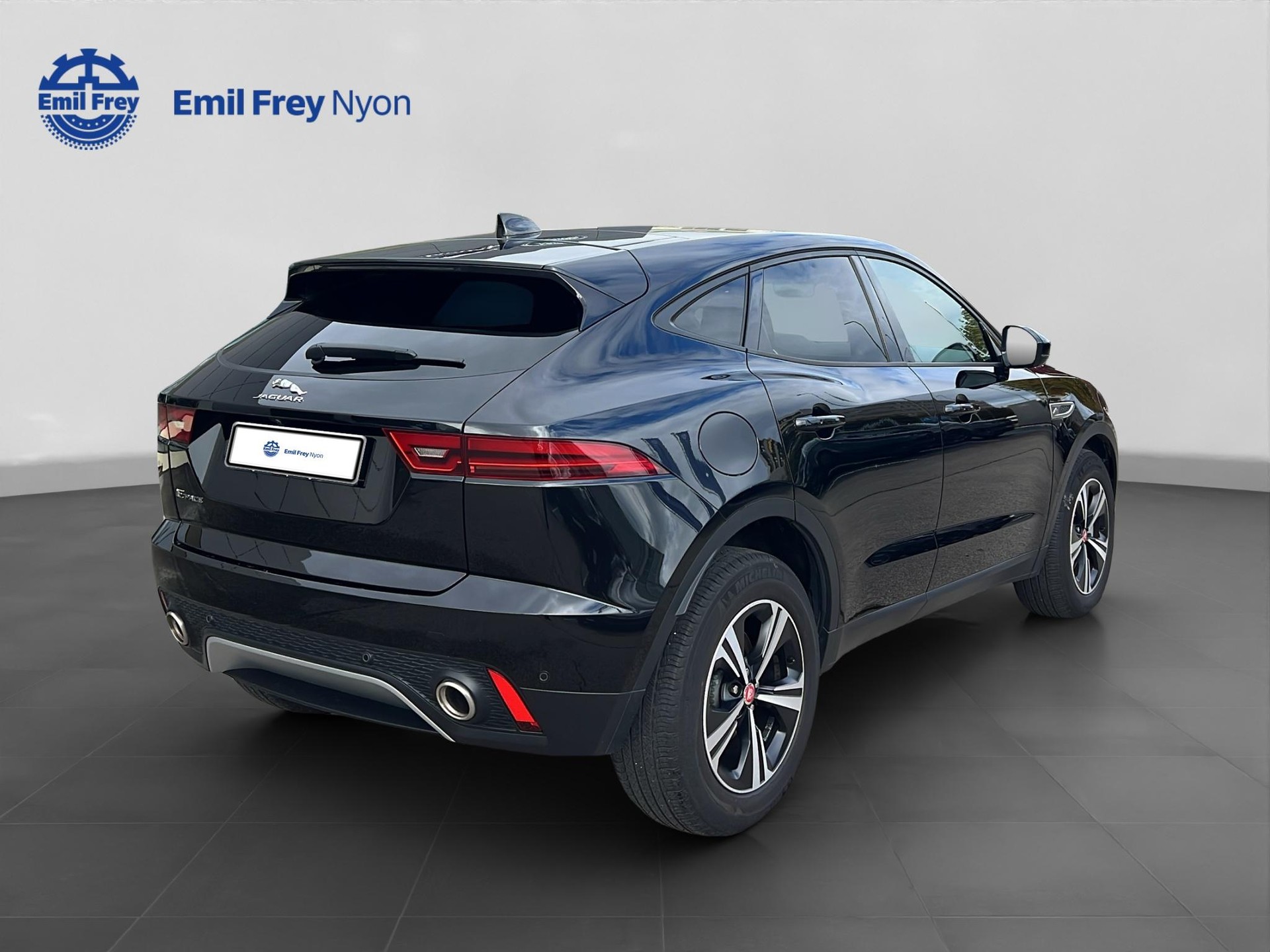 JAGUAR E-Pace 2.0 I4 200 S AWD-image-5