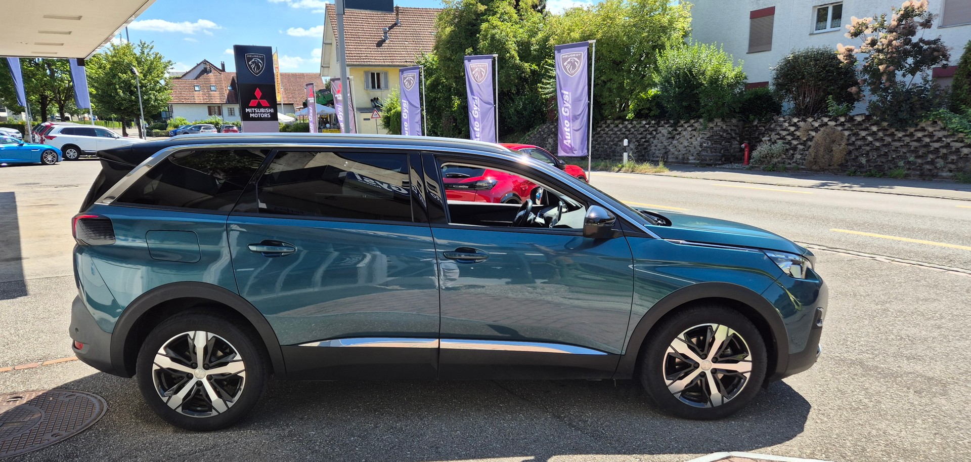 PEUGEOT 5008 1.6 THP GT Line-image-3