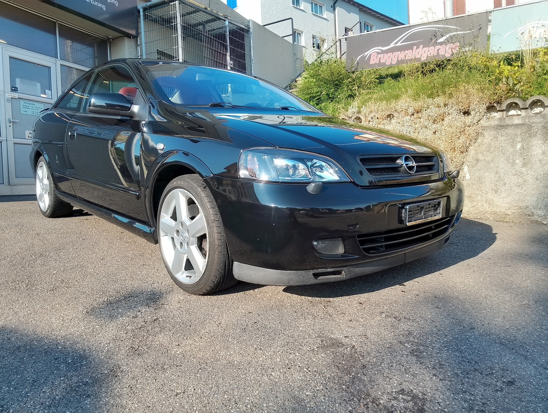 OPEL Astra Coupé 2.0i 16V Turbo-image-4