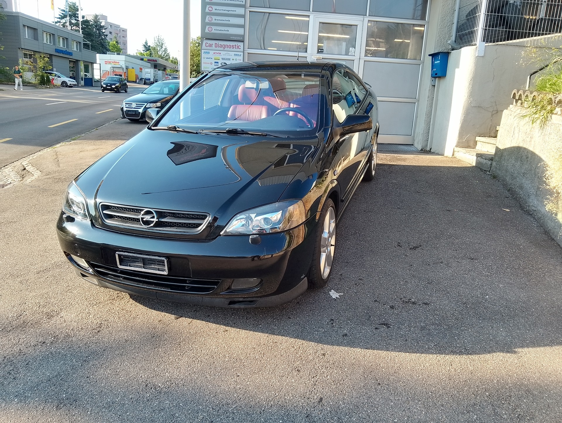 OPEL Astra Coupé 2.0i 16V Turbo-image-1