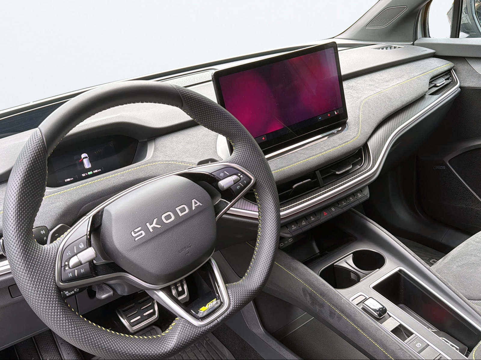 SKODA Enyaq Coupé RS 4x4-image-10