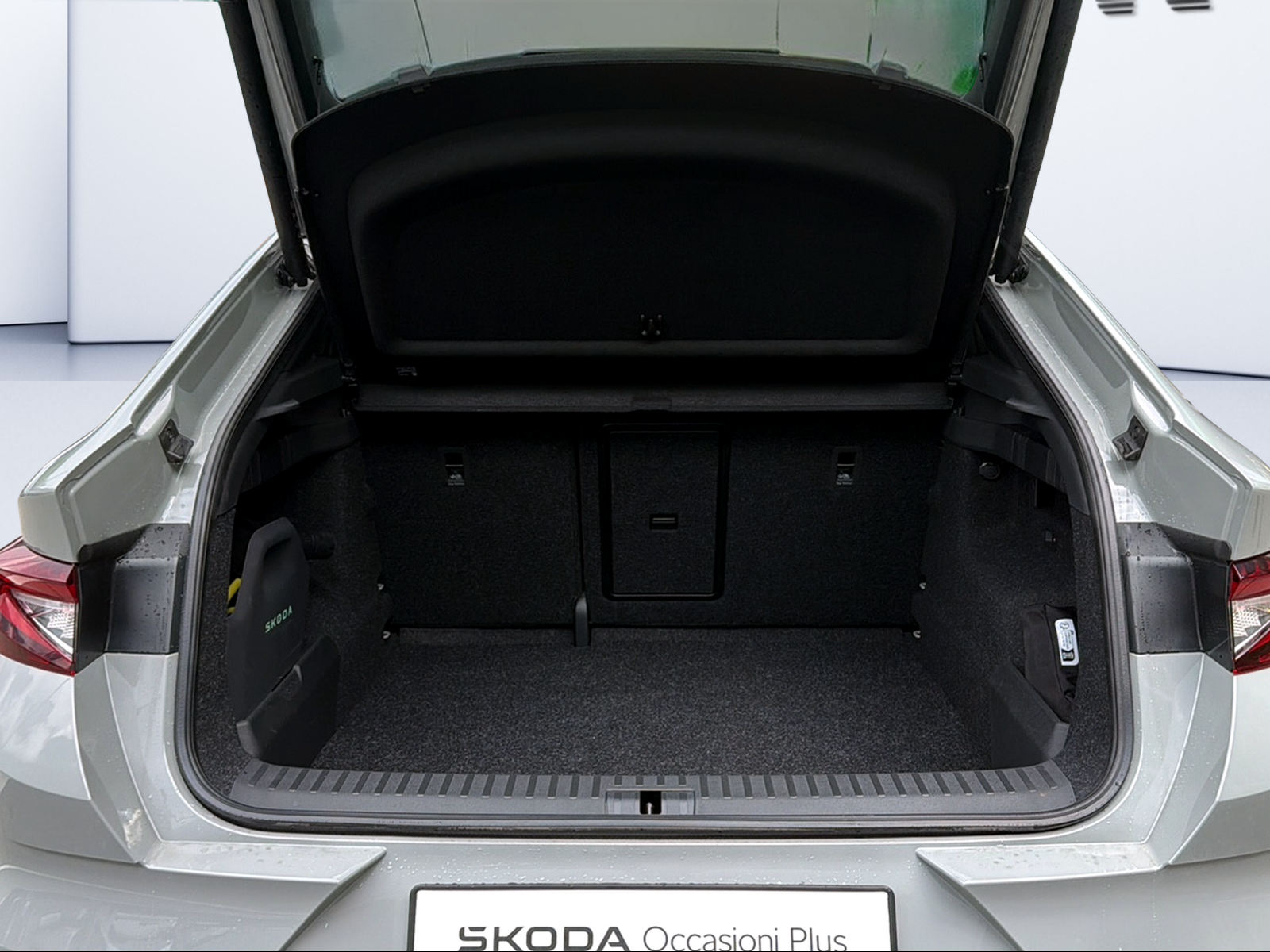 SKODA Enyaq Coupé RS 4x4-image-8