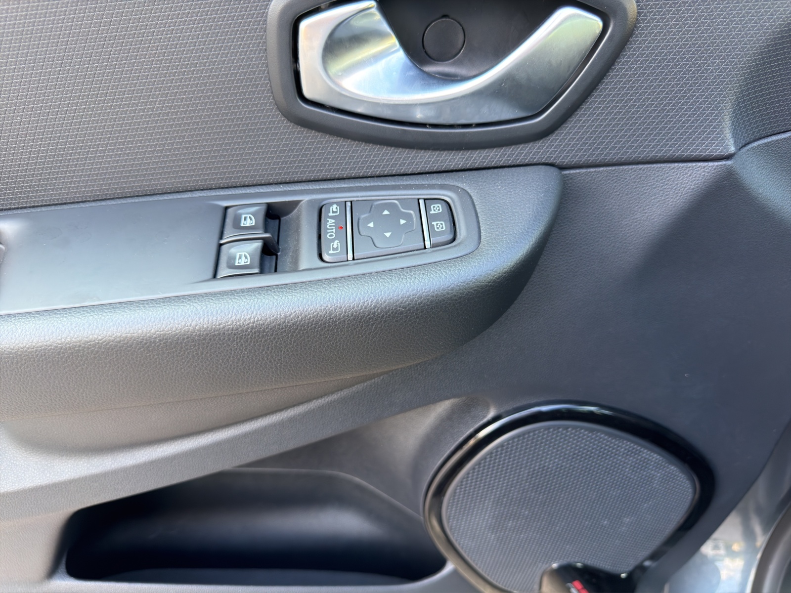 RENAULT Clio 1.5 dCi Business Line-image-9