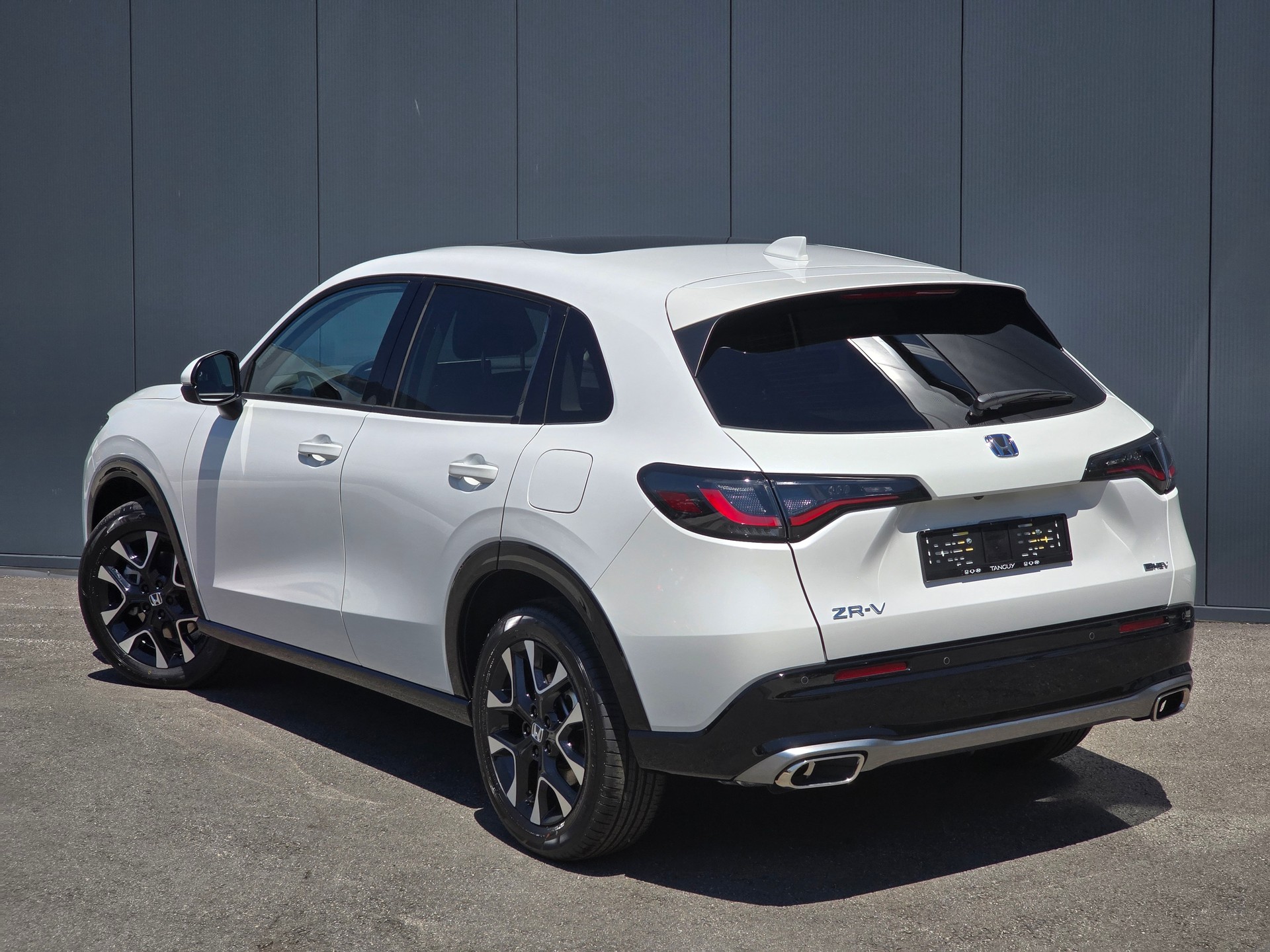 HONDA ZR-V 2.0i MMD Advance-image-1