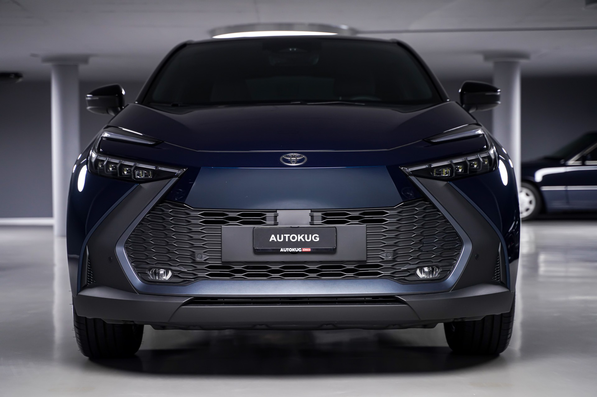 TOYOTA C-HR 2.0 HSD CVT Style 4WD-image-1