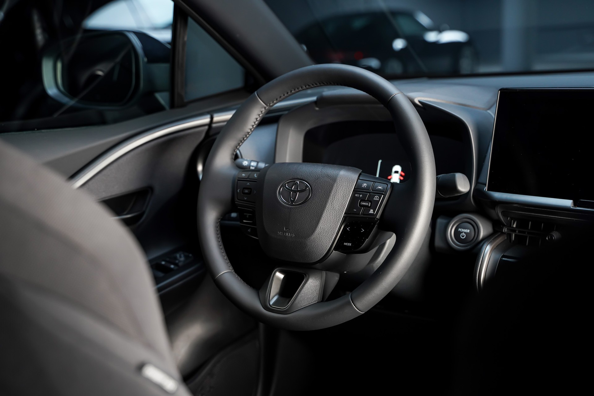 TOYOTA C-HR 2.0 HSD CVT Style 4WD-image-19