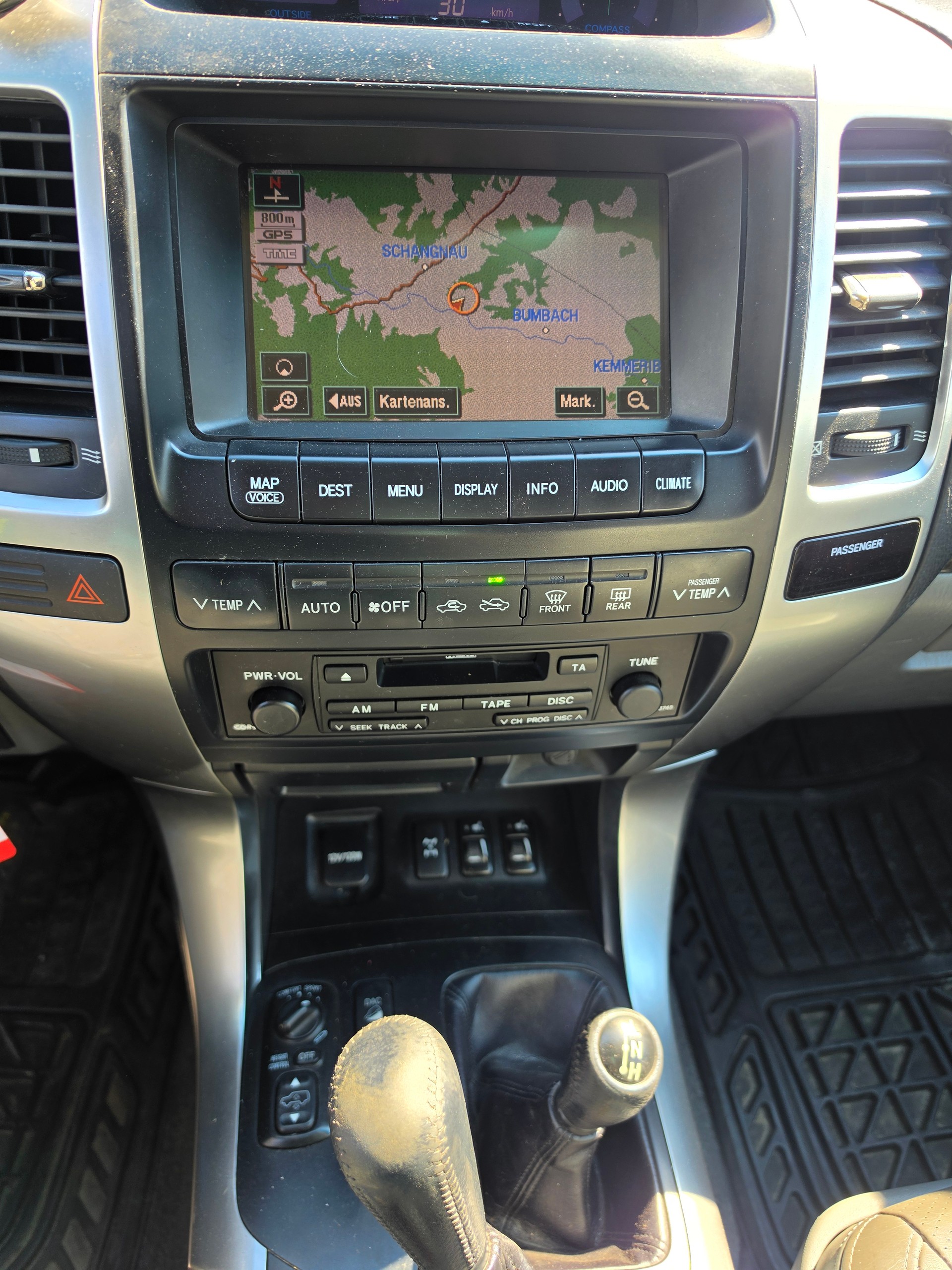 TOYOTA Land Cruiser 3.0 TD Linea Sol Executive-image-7