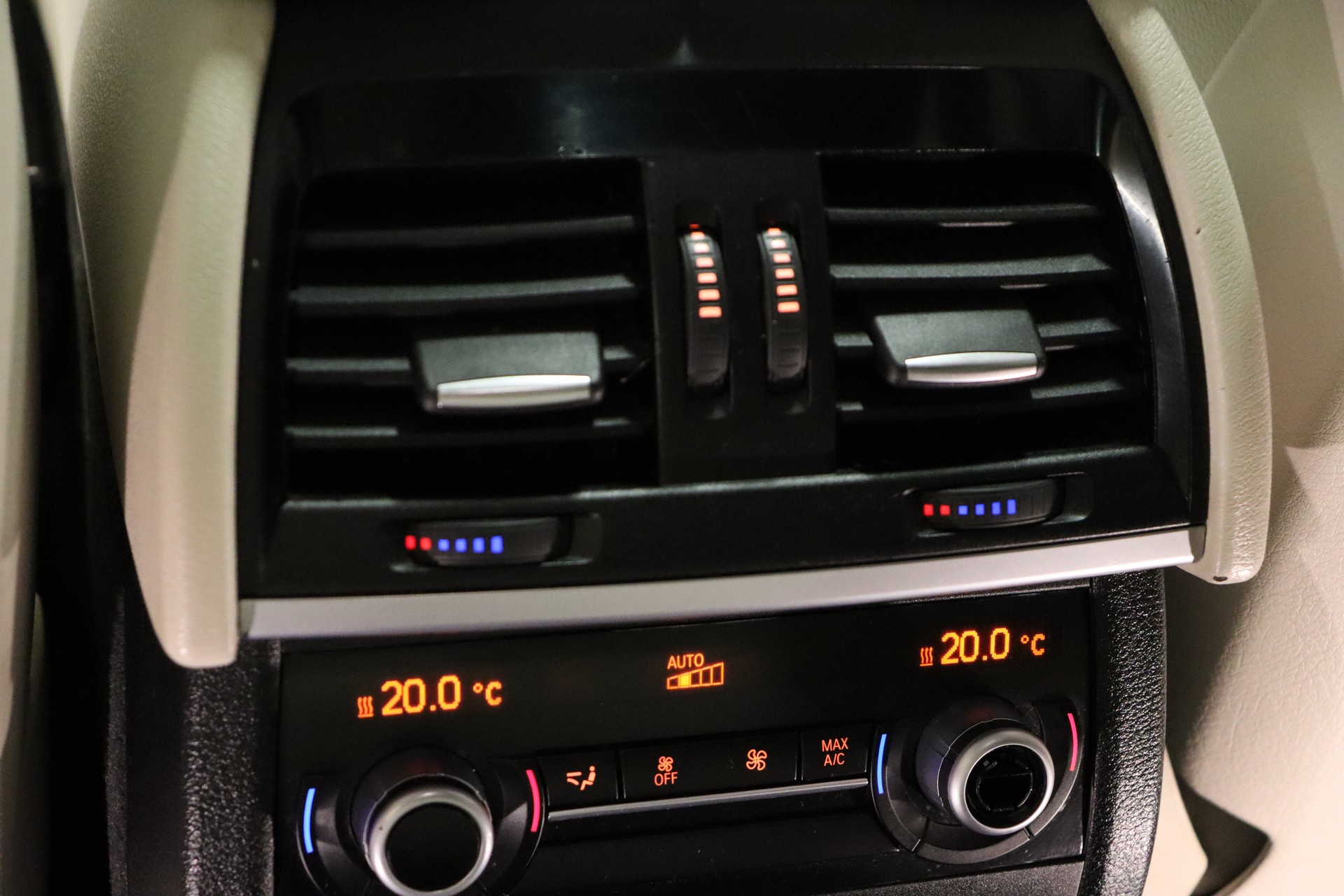BMW X6 xDrive 30d Steptronic-image-30