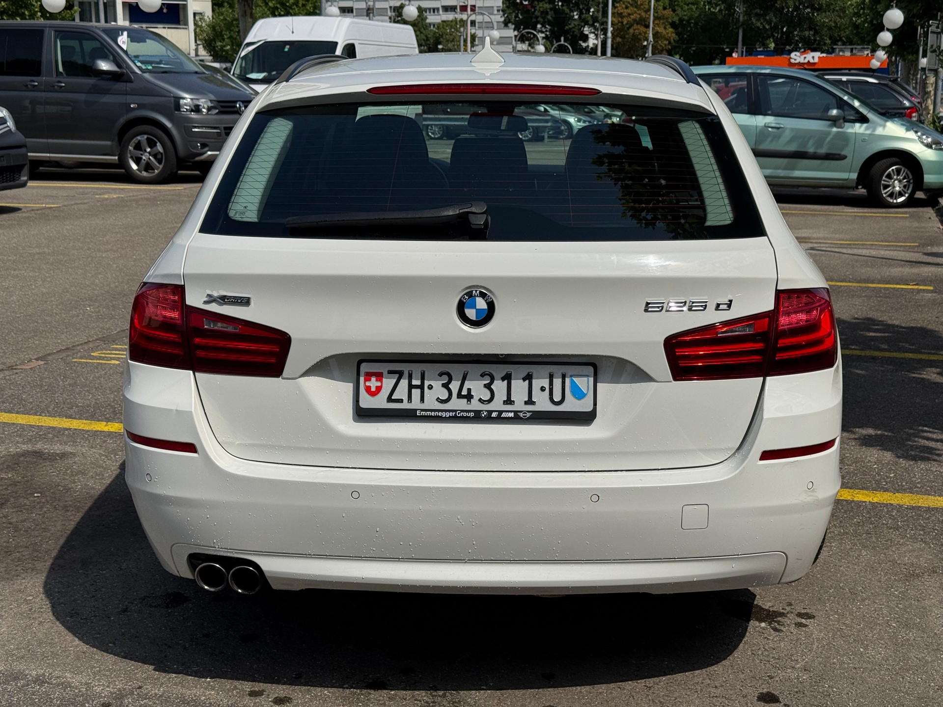 BMW 525d Touring xDrive Luxury Line Steptronic-image-3