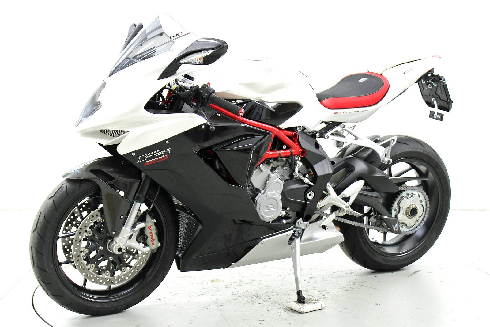 MV AGUSTA F3 800-showroom-element-2