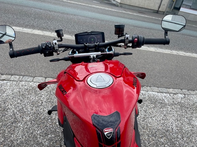 DUCATI Streetfighter V4 S 2025-image-5