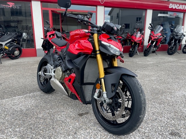 DUCATI Streetfighter V4 S 2025-image-2