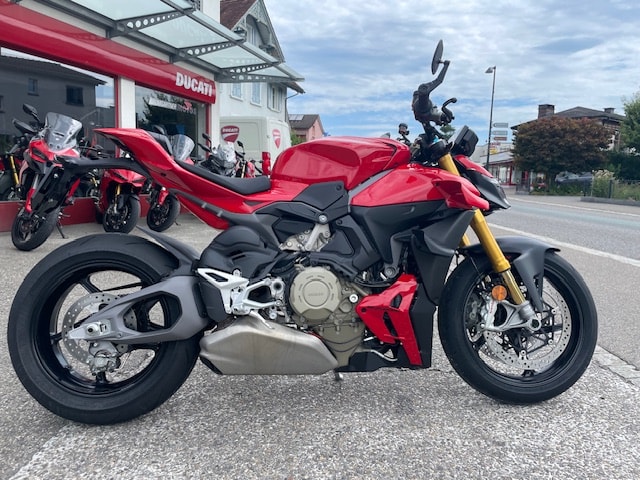 DUCATI Streetfighter V4 S 2025-image-1
