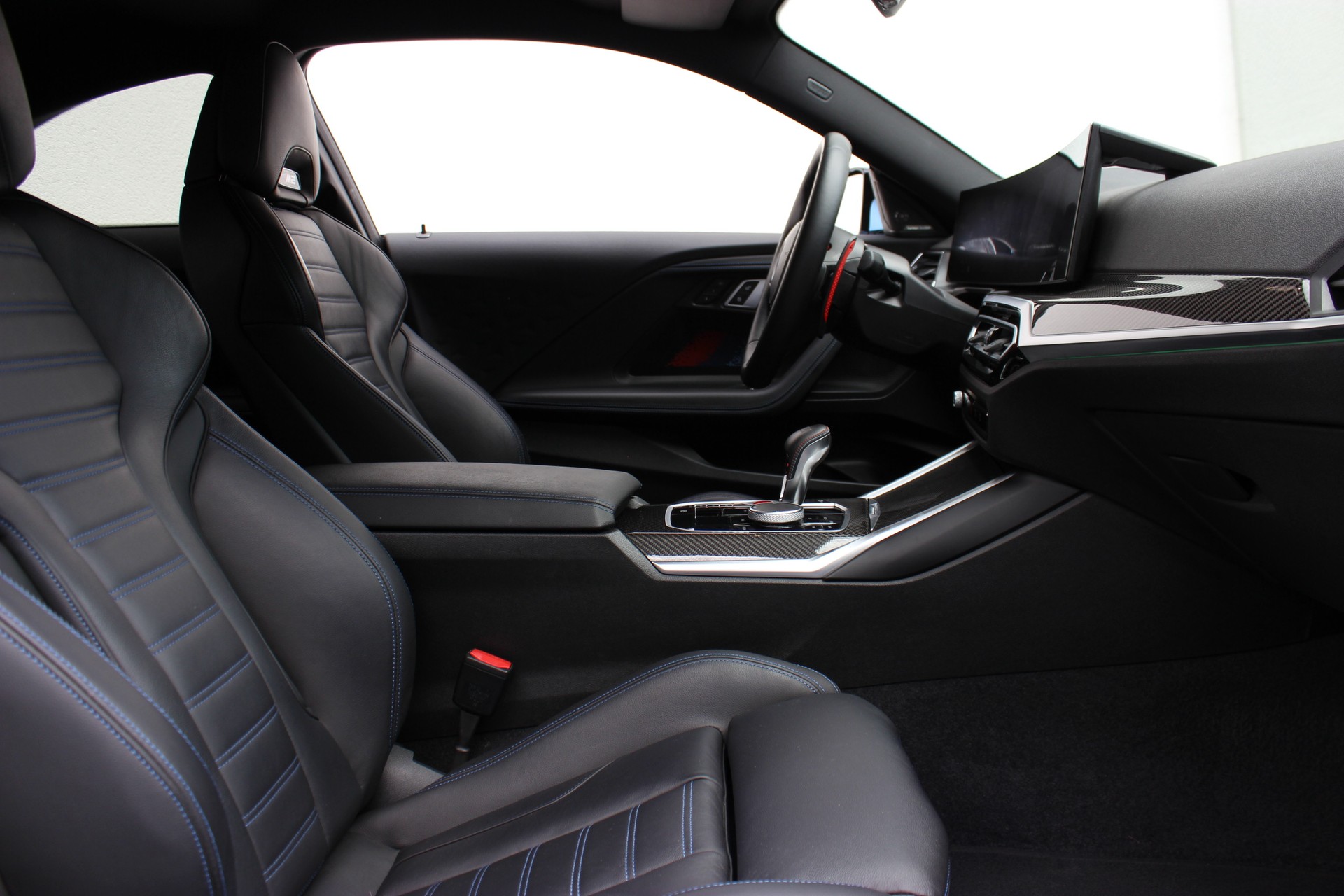 BMW M2 *M ZANDVOORT BLAU UNI*-showroom-element-1