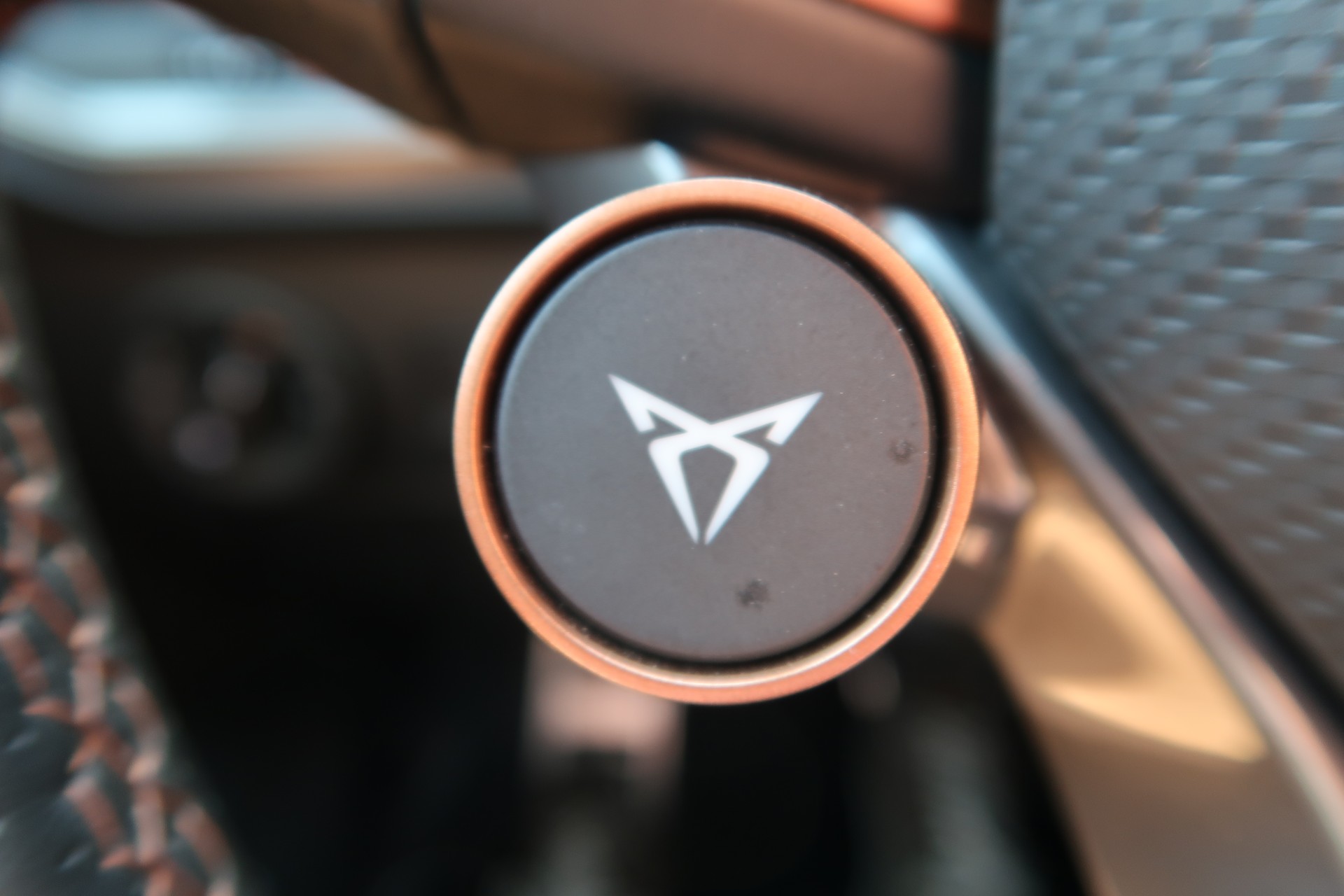CUPRA Ateca 2.0TSI VZ 4Drive DSG-image-14
