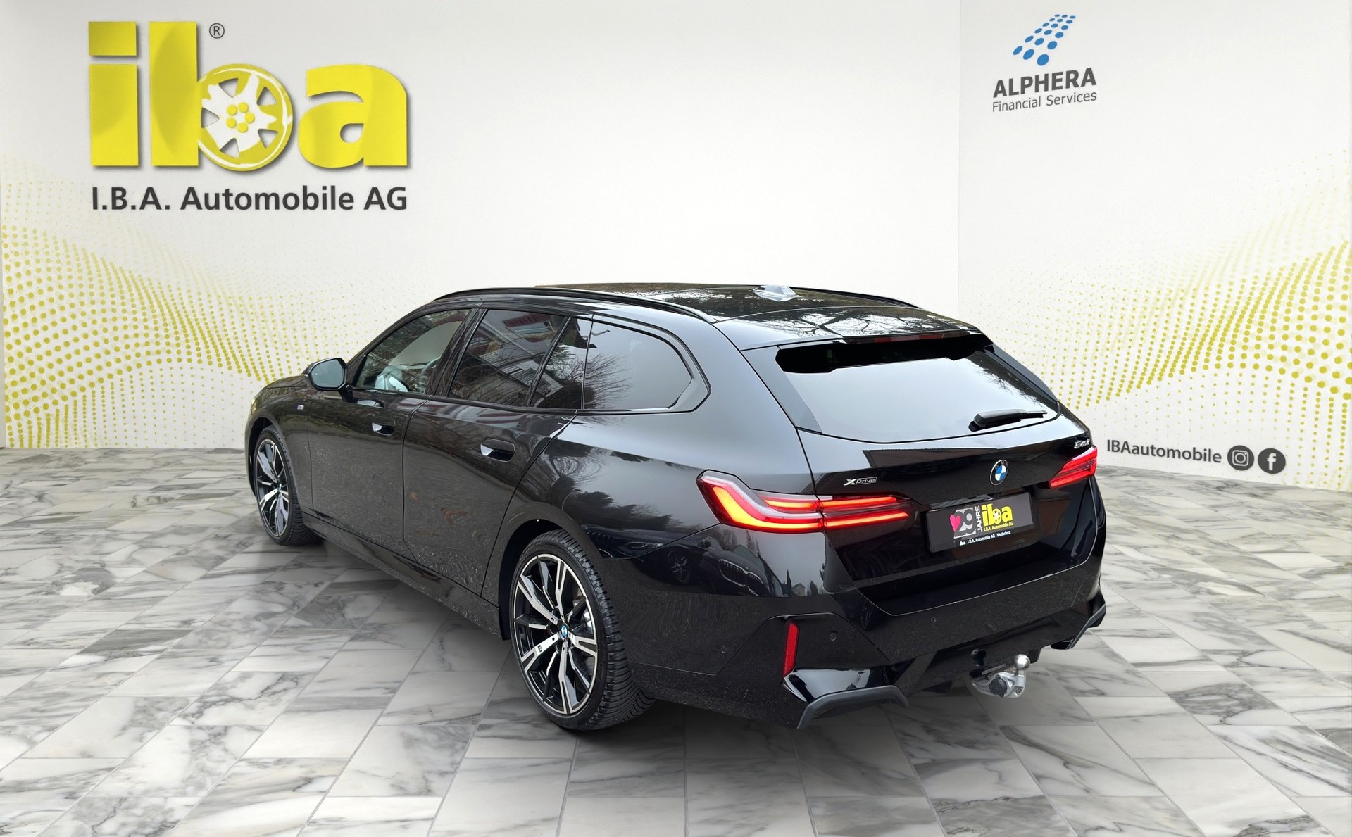 BMW 540d xDrive 48V Touring M Sport Pro AHK 4x4-showroom-element-2