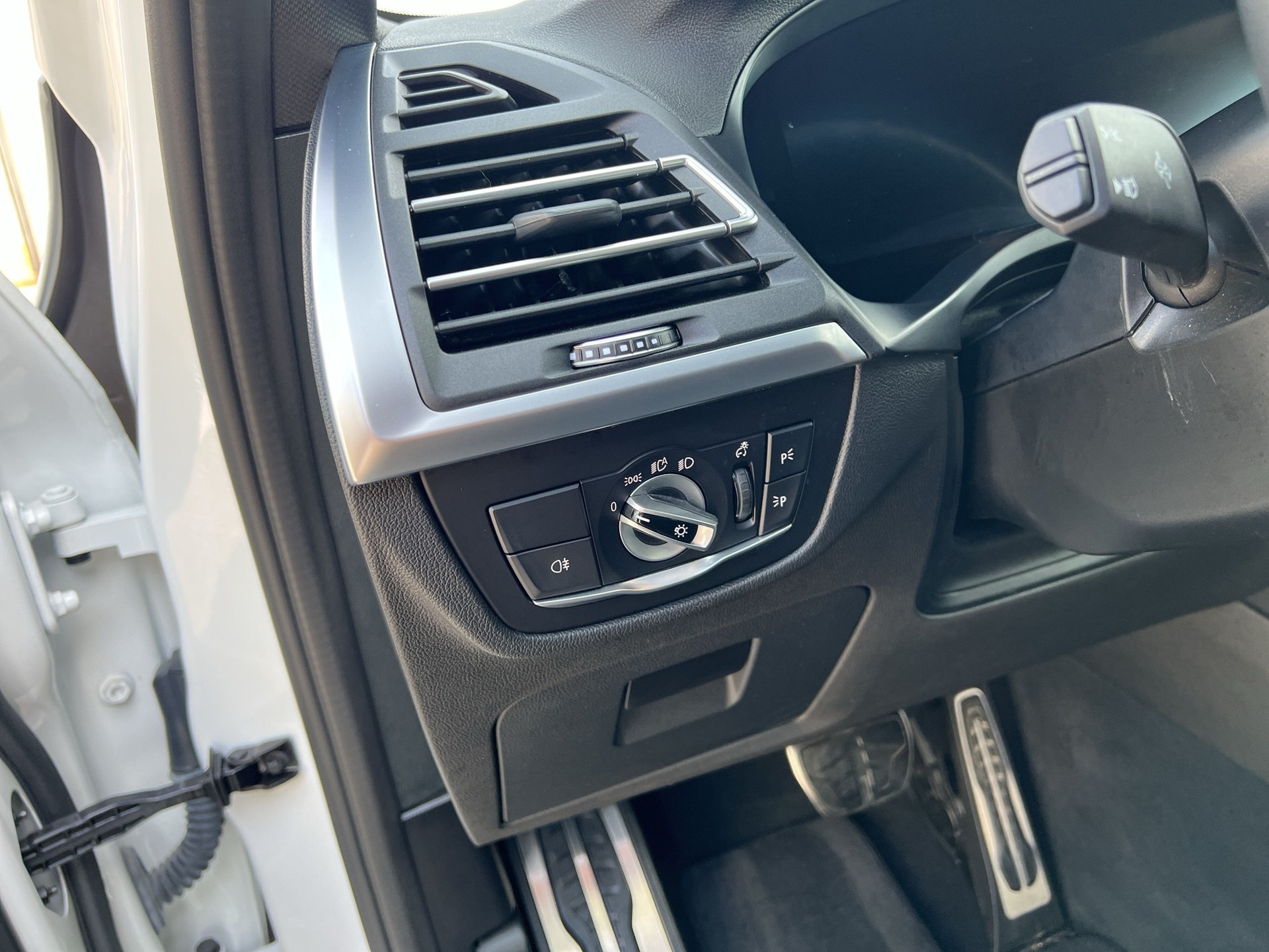 BMW X3 xDrive 30e M Sport-image-19