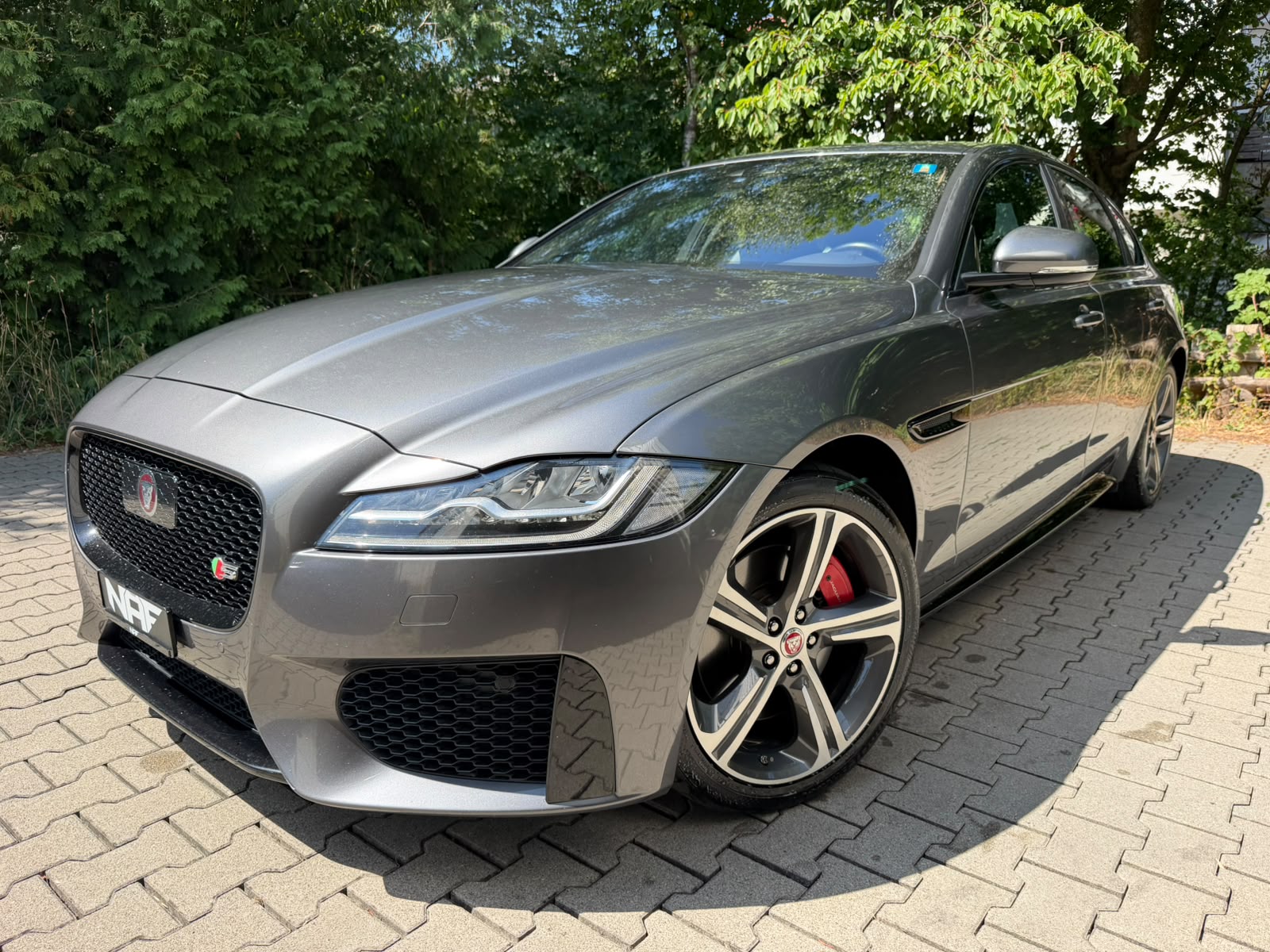 JAGUAR XF S AWD-image-0