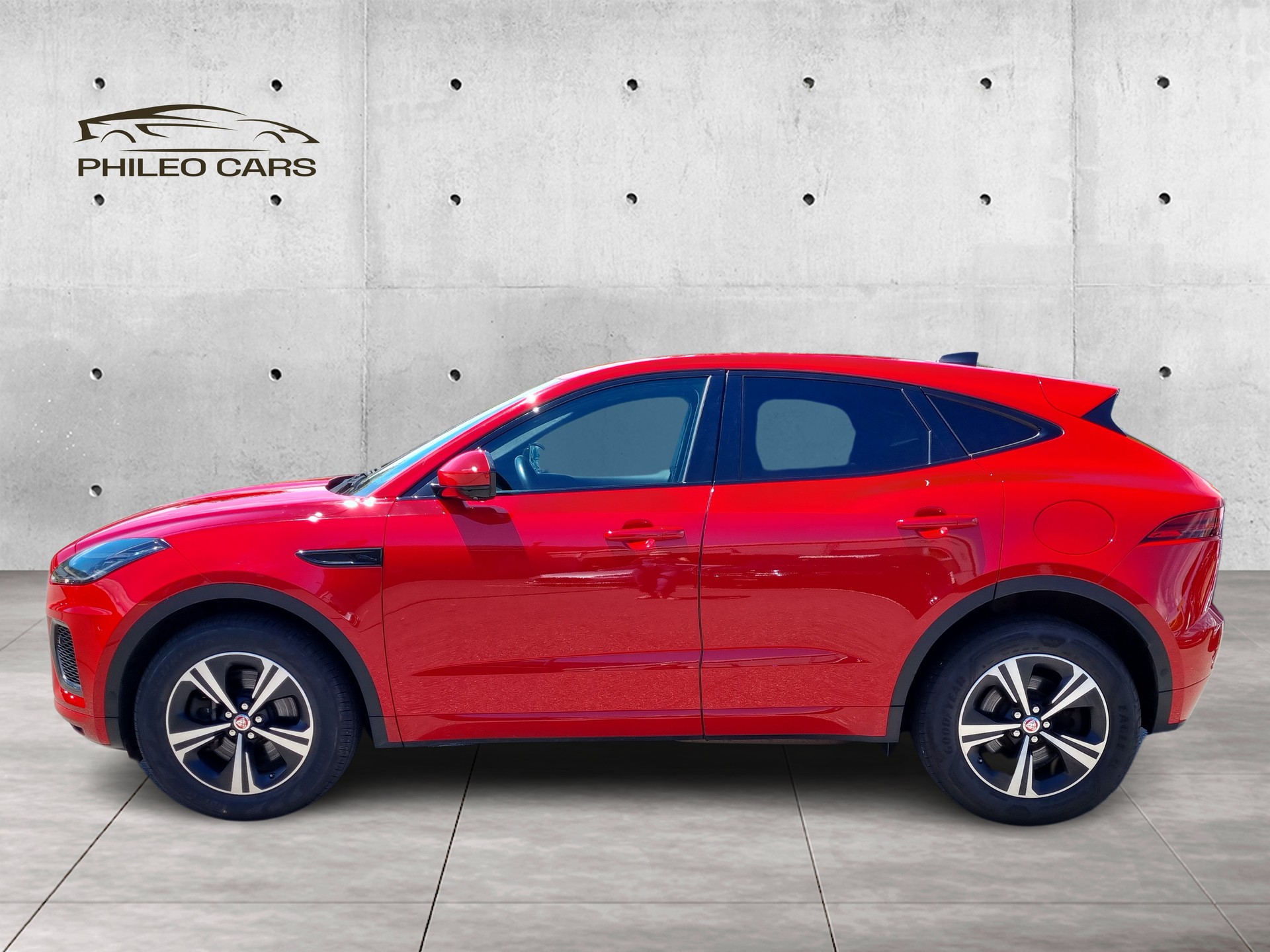 JAGUAR E-Pace 1.5 P300e R-Dynamic AWD HSE-image-3