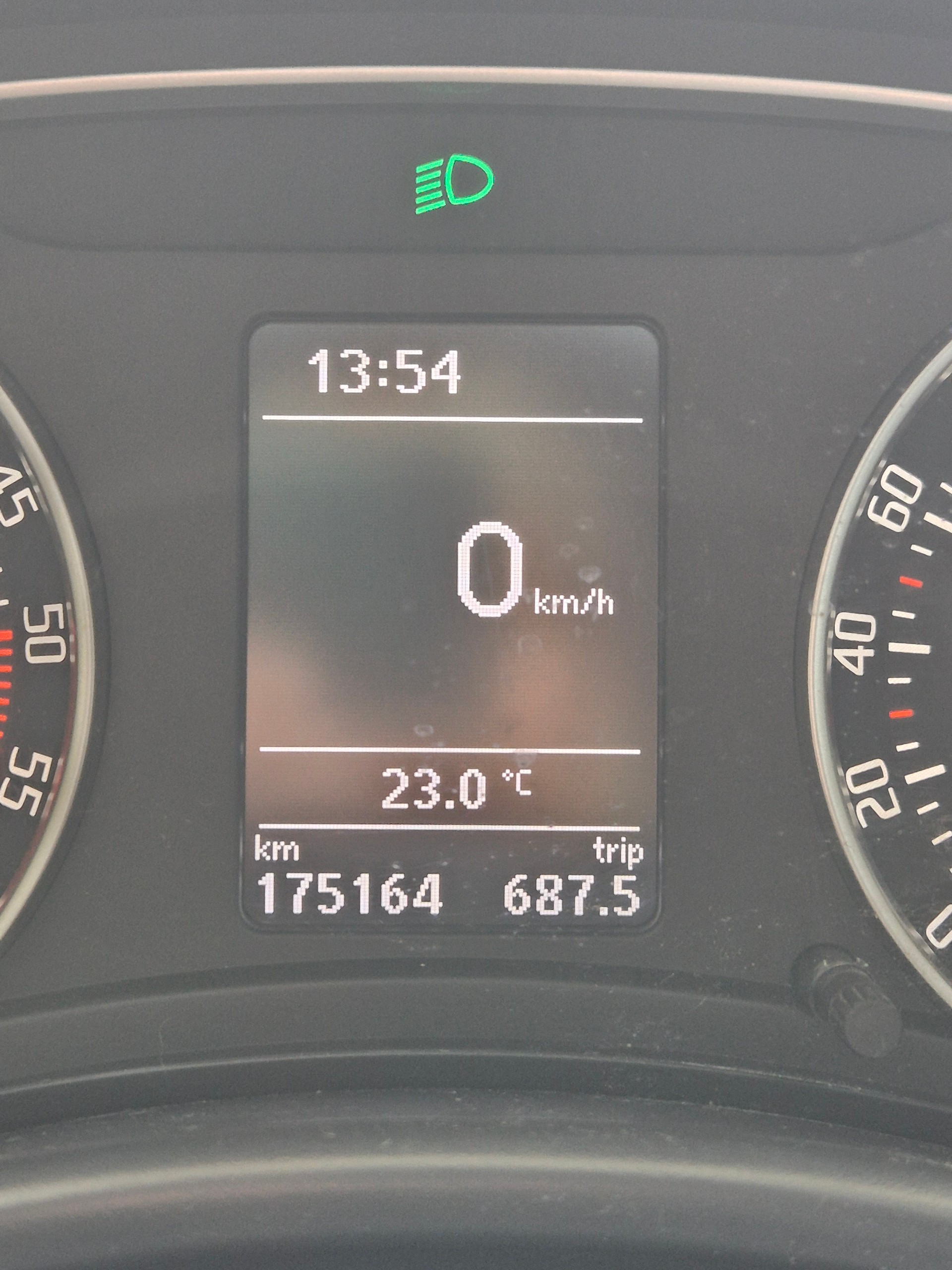 SKODA 2.0 TDI Twenty20 4x4-image-5