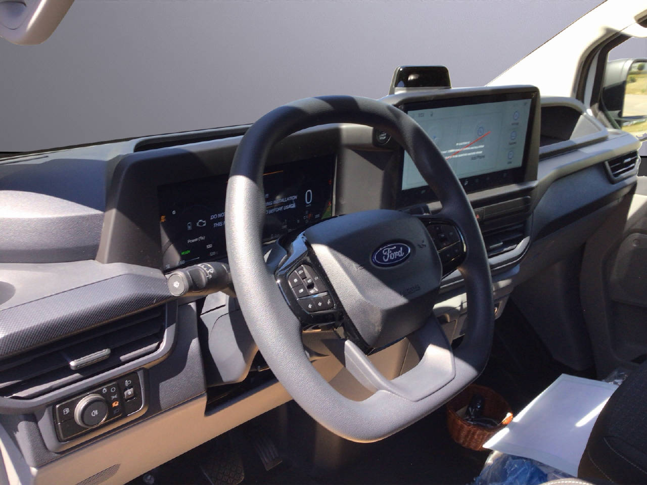 FORD Transit Custom Van 320 L1 2.5 PVEV 233 PS Trend PHEV-image-6