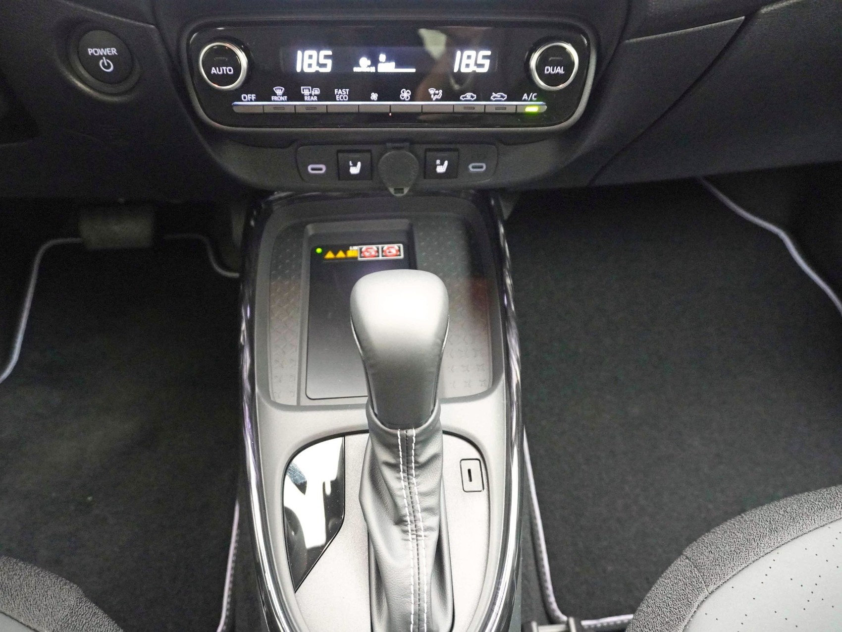 TOYOTA Aygo X 1.5 VVT-i HSD Style-image-18