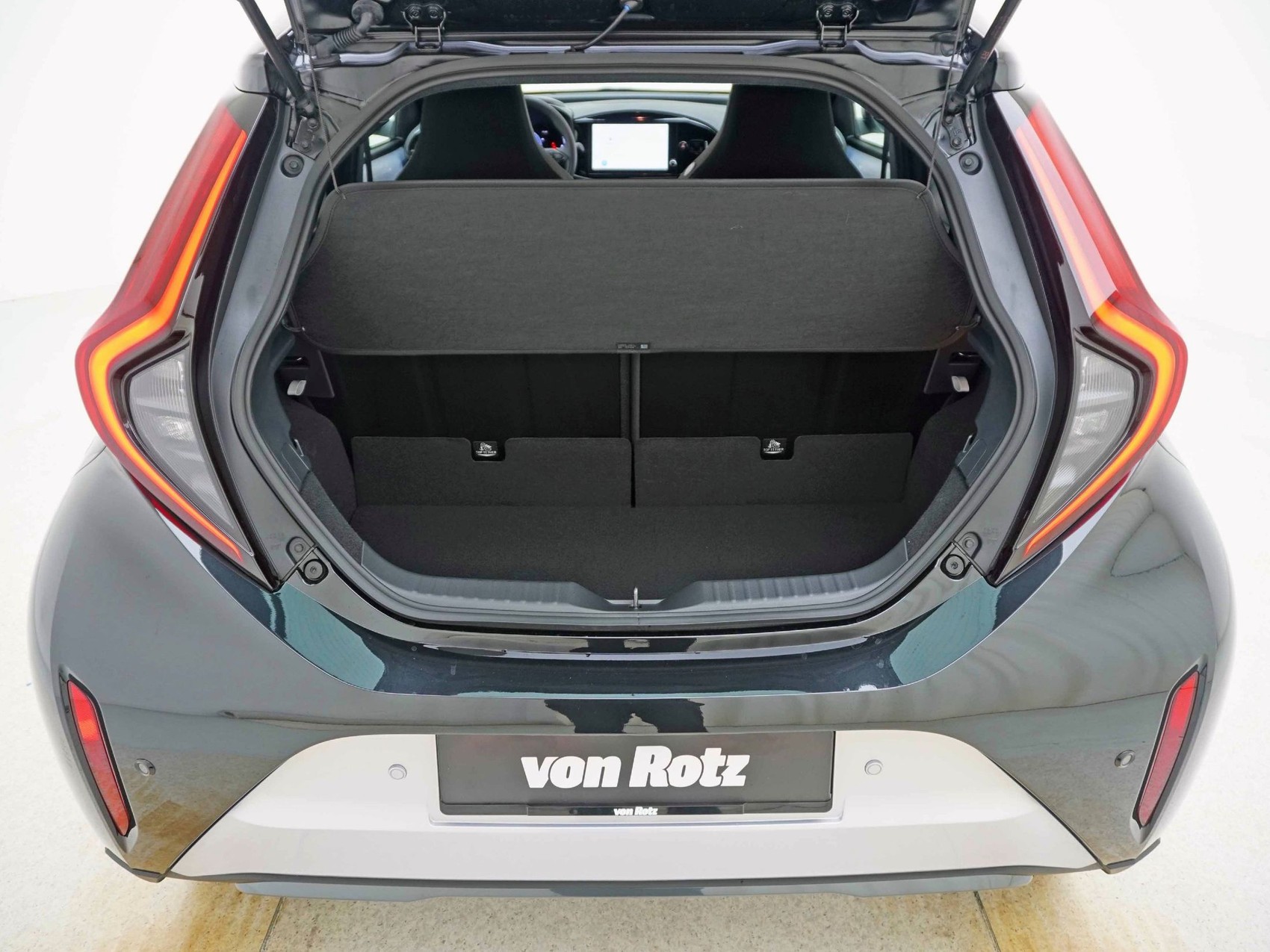 TOYOTA Aygo X 1.5 VVT-i HSD Style-image-20