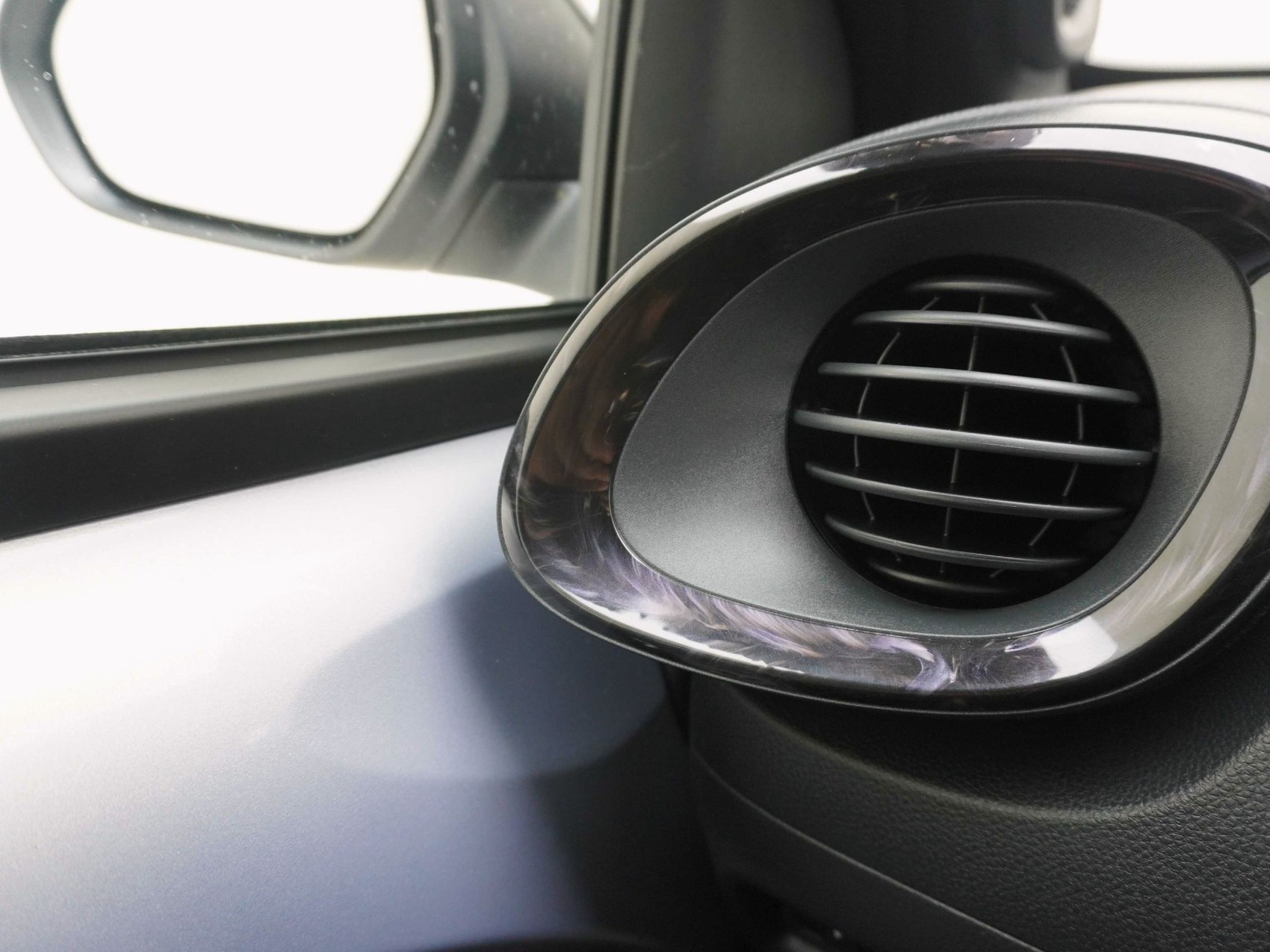 TOYOTA Aygo X 1.5 VVT-i HSD Style-image-13
